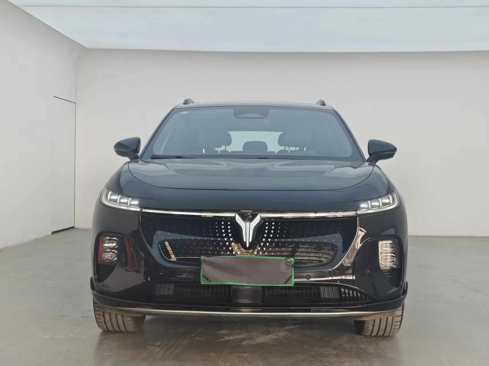 Voyah Courage  из Китая