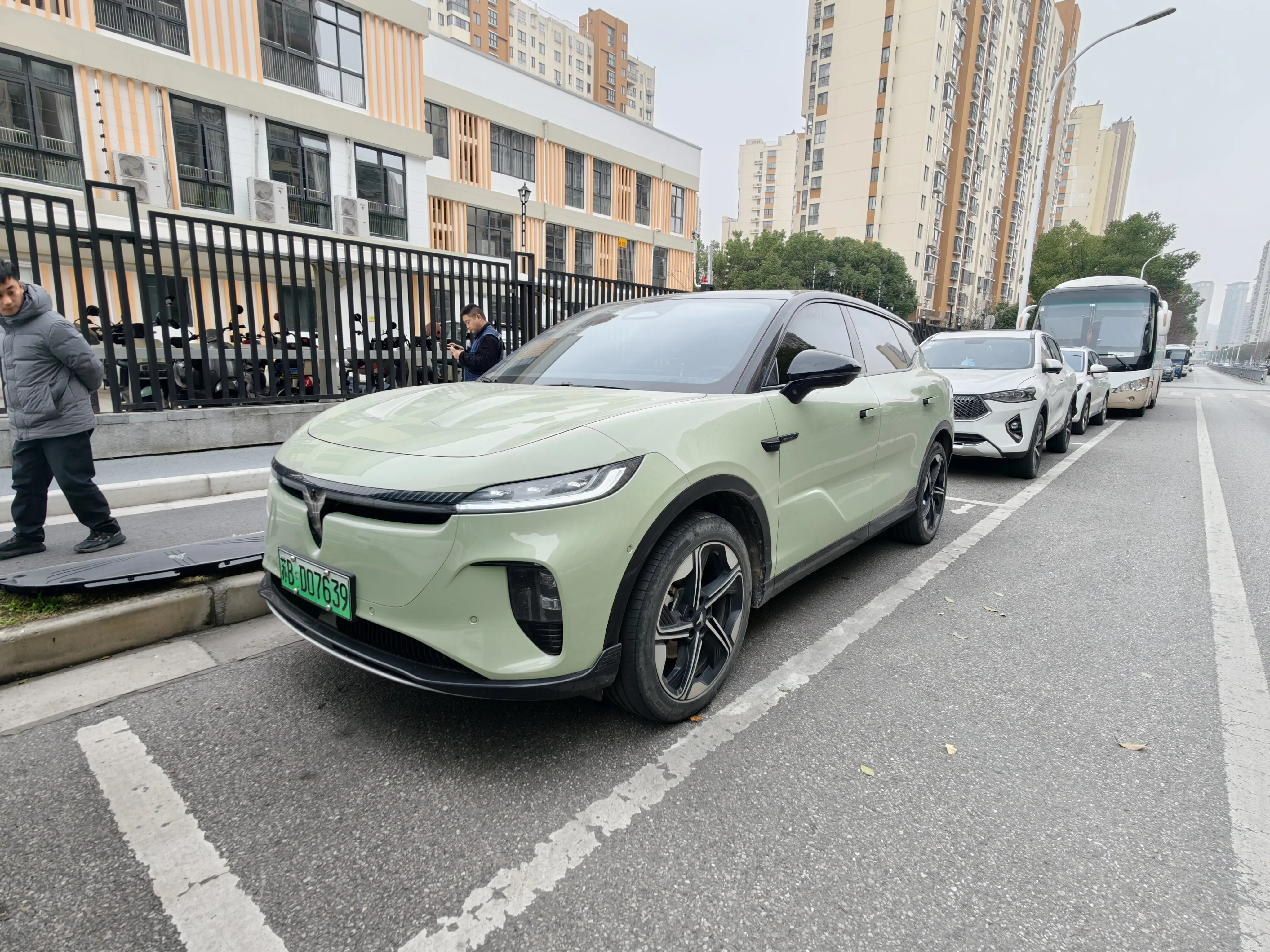 Voyah Courage  из Китая