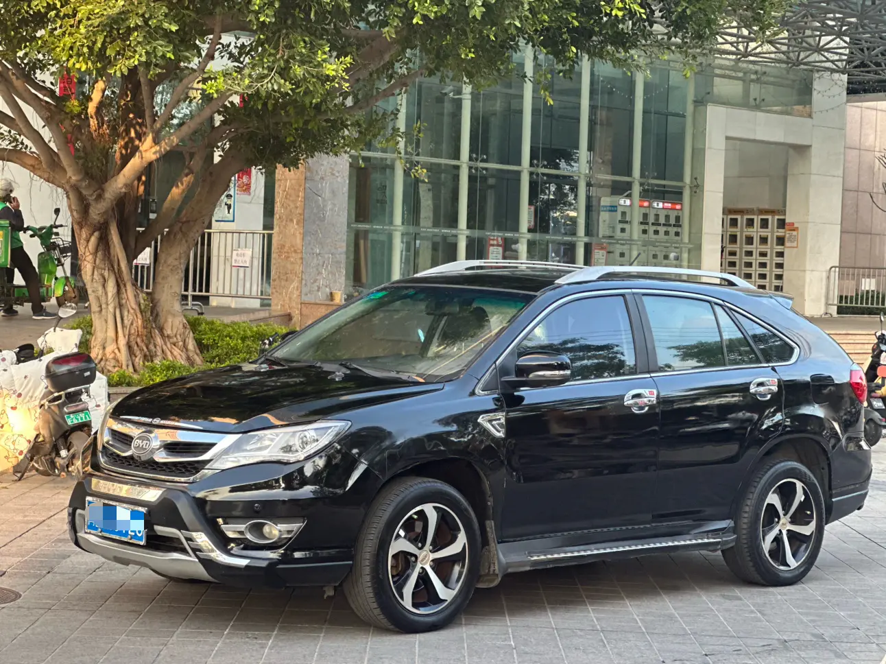 BYD S7  из Китая