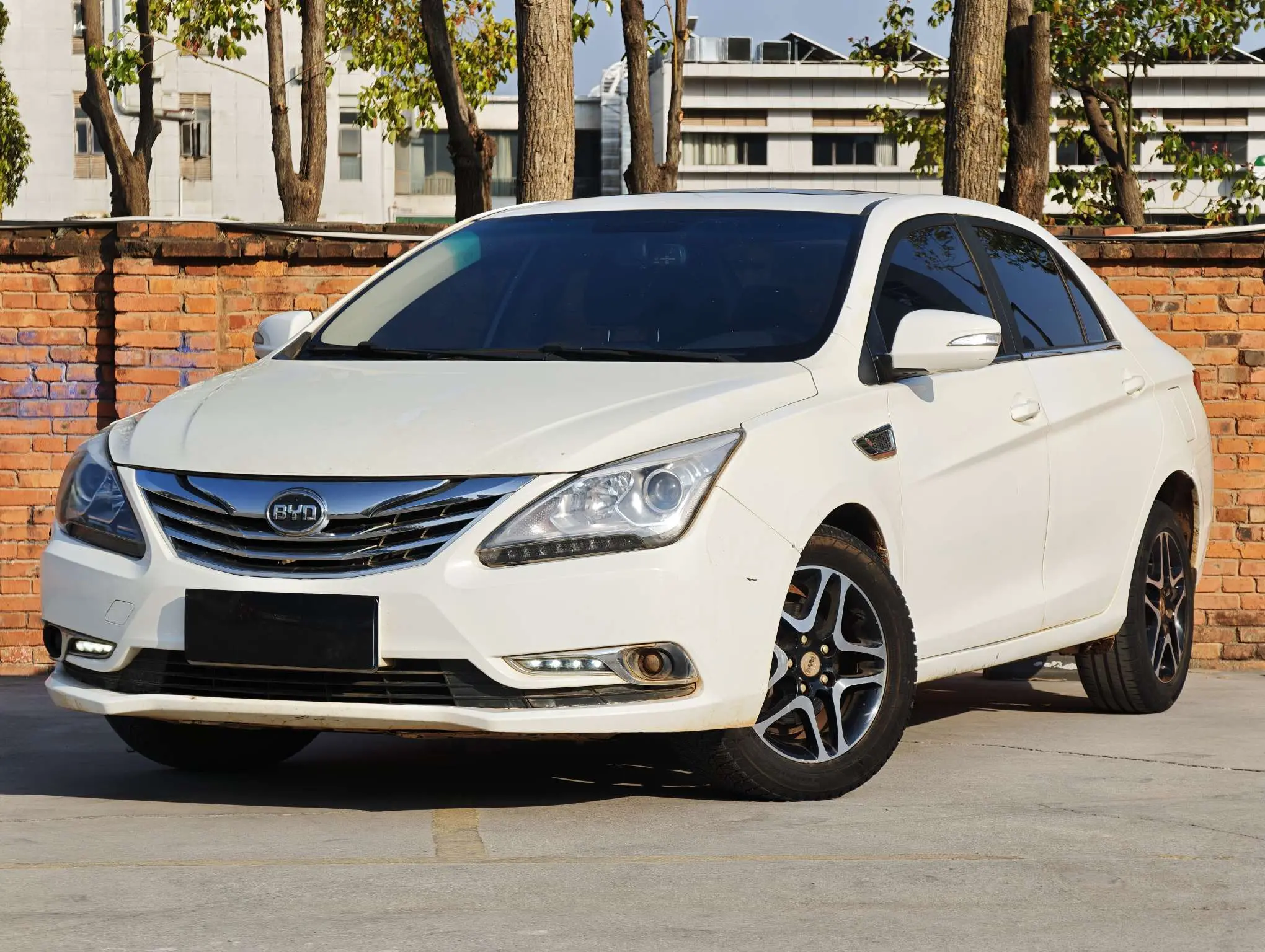 BYD G5  из Китая