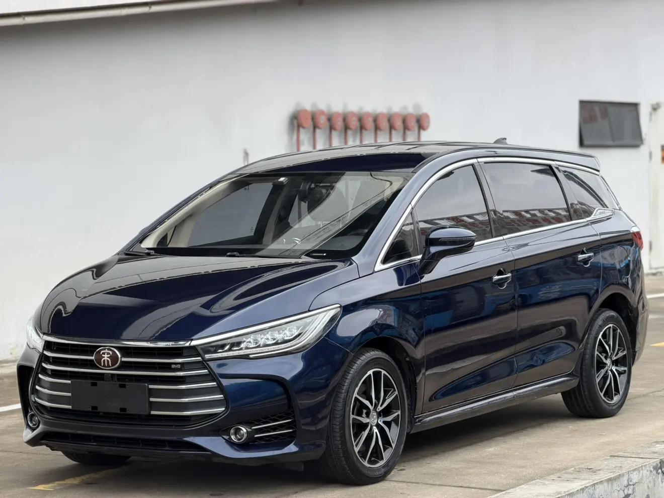 BYD Song MAX  из Китая