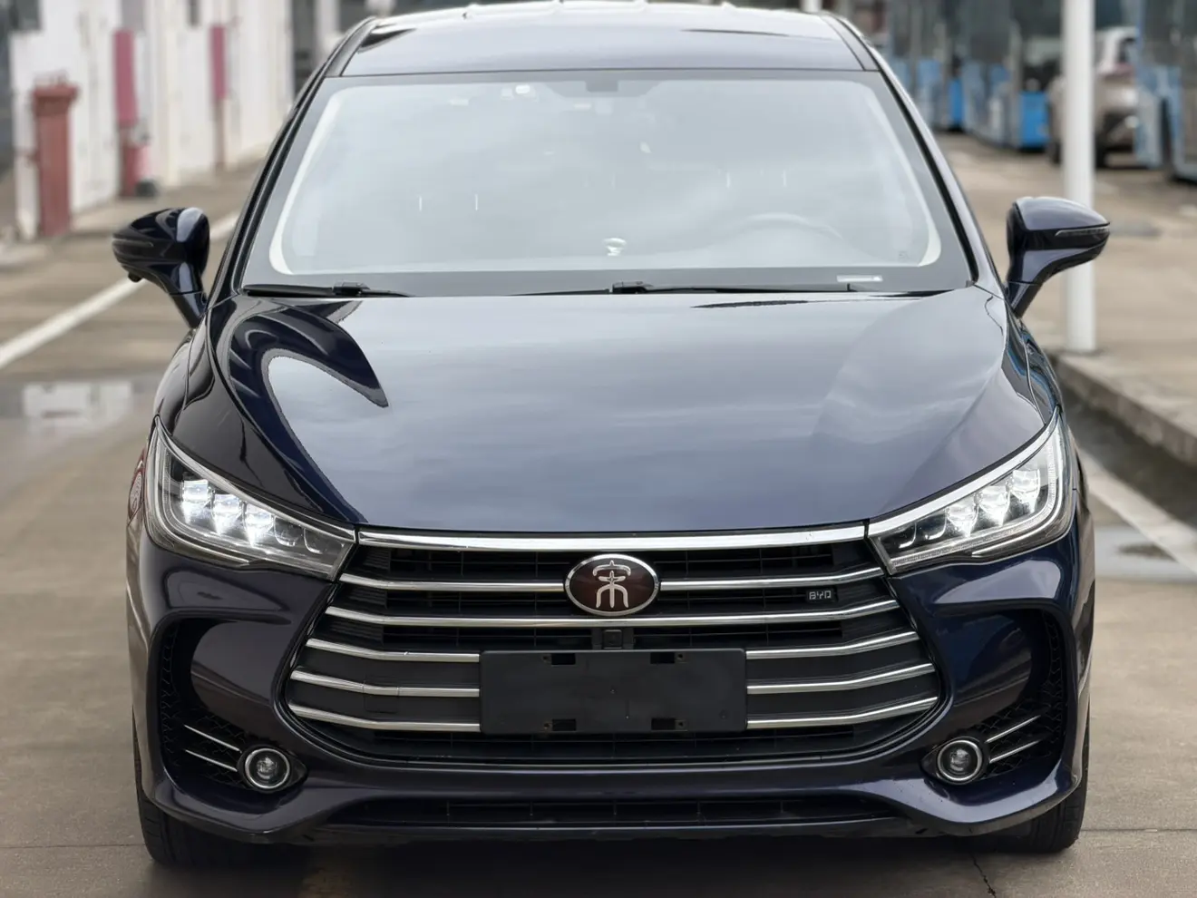 BYD Song MAX  из Китая