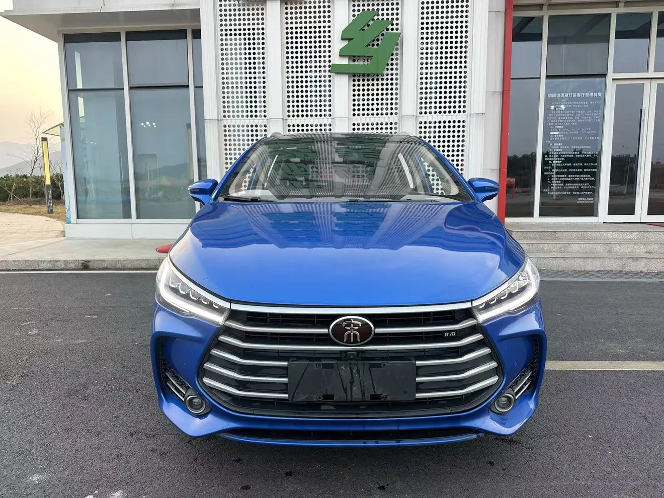 BYD Song MAX  из Китая