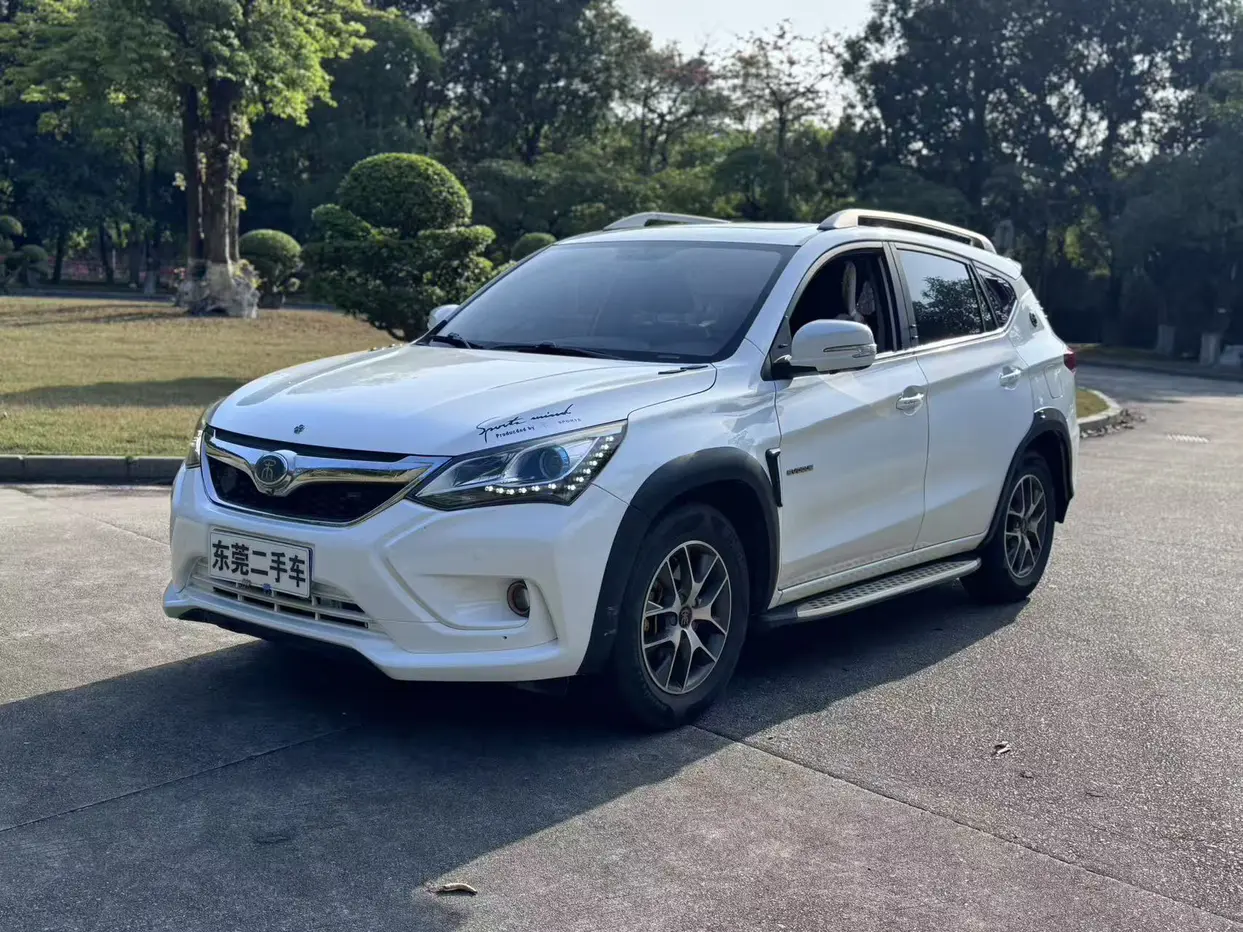 BYD Song  из Китая