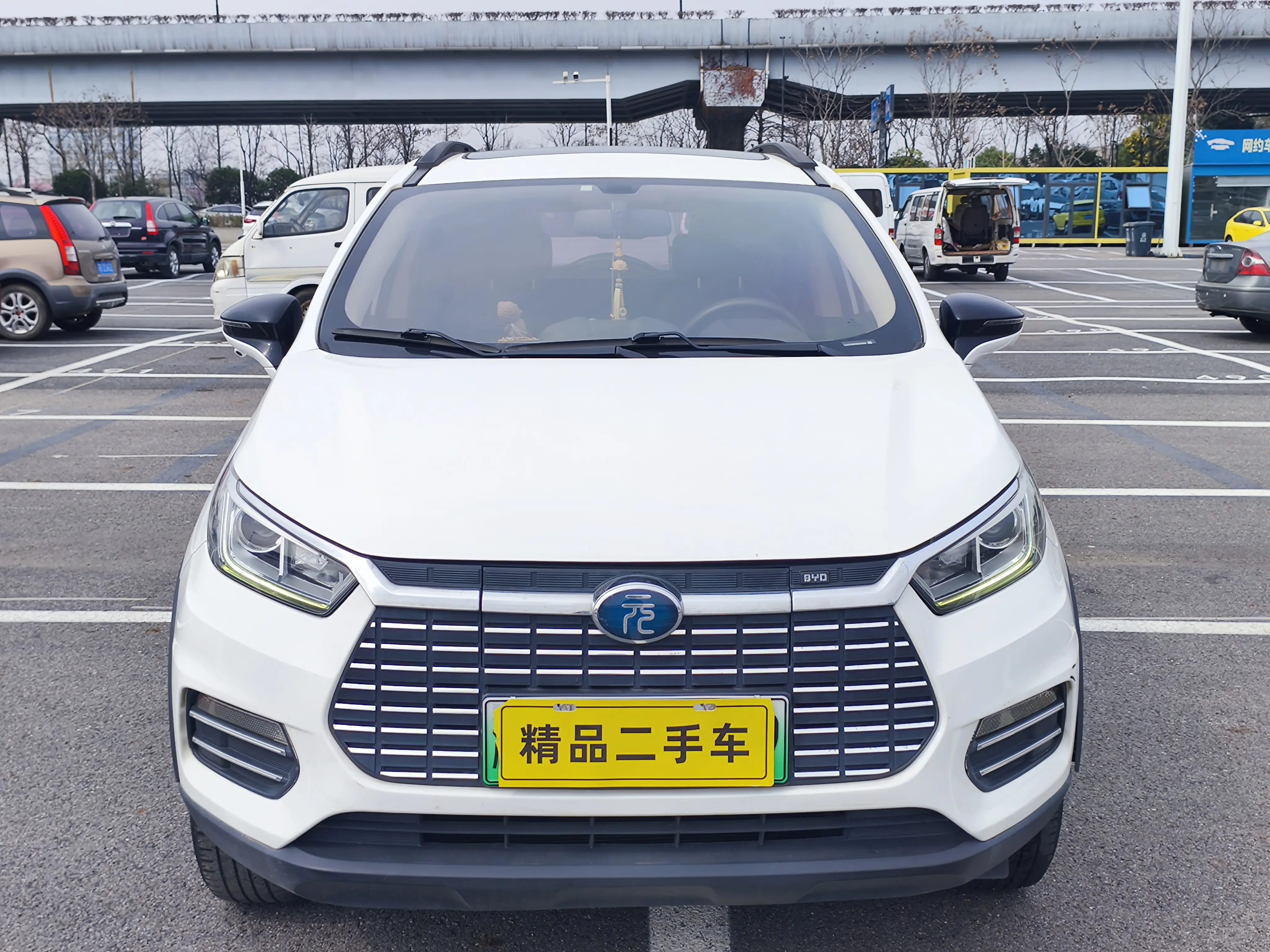 BYD Yuan EV  из Китая