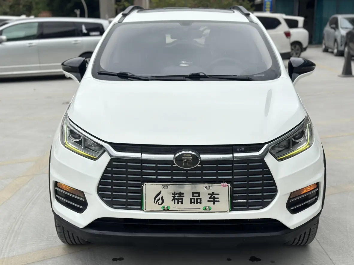 BYD Yuan EV  из Китая