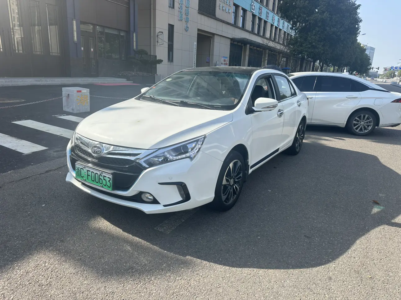 BYD Qin DM  из Китая