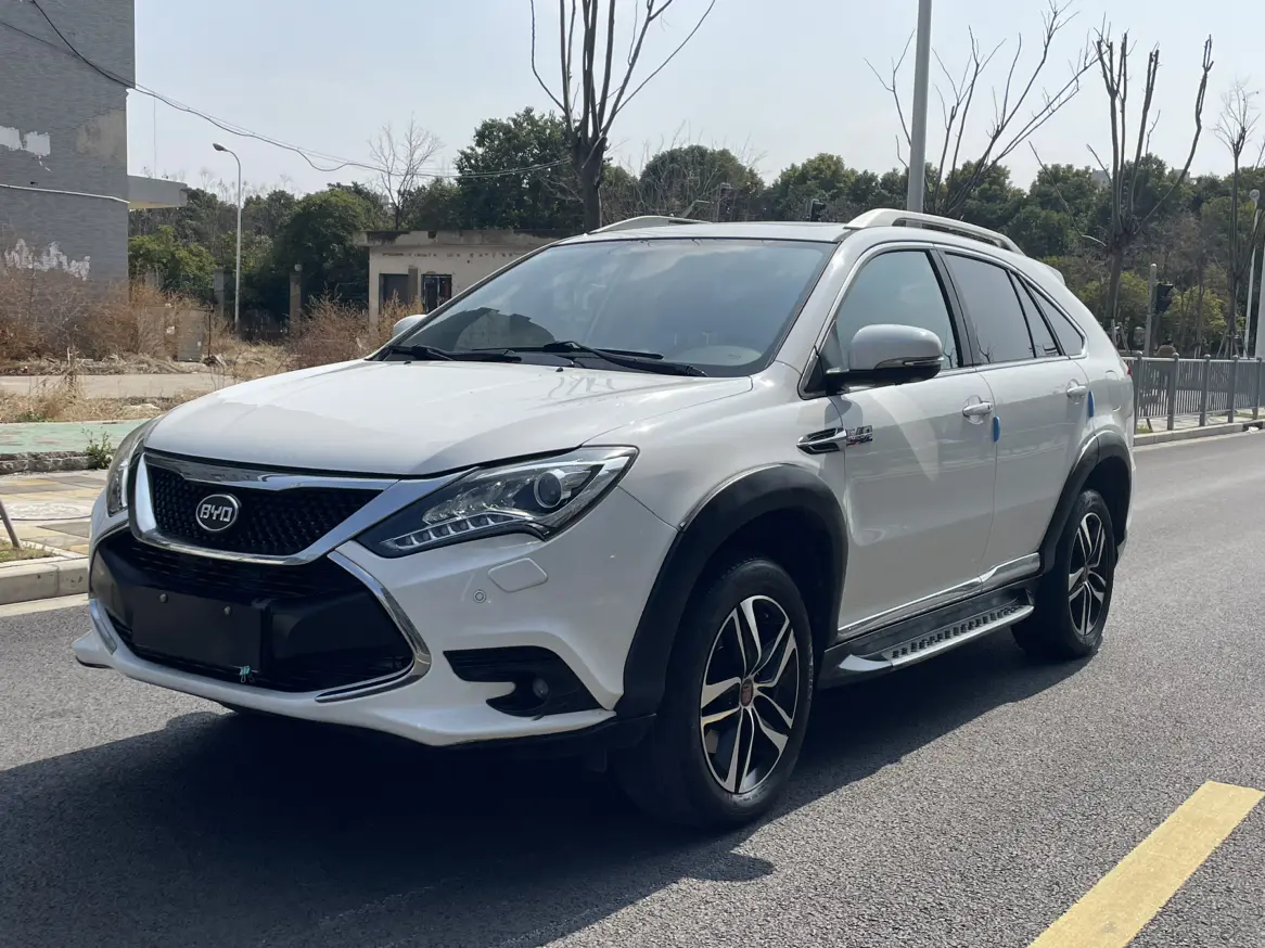 BYD Tang DM