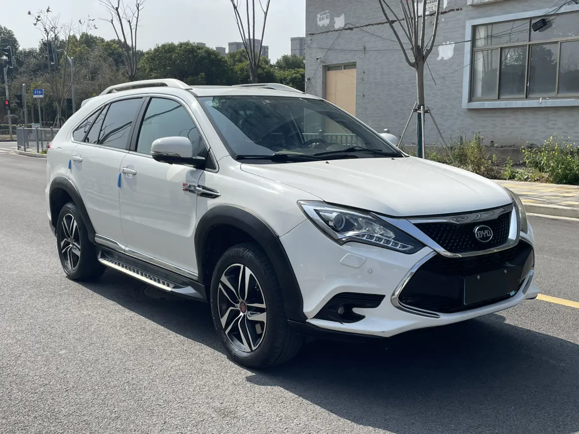 BYD Tang DM