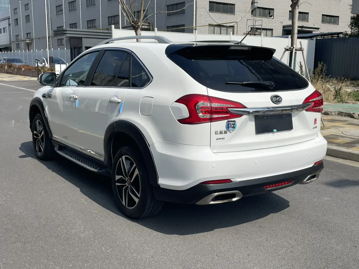 BYD Tang DM