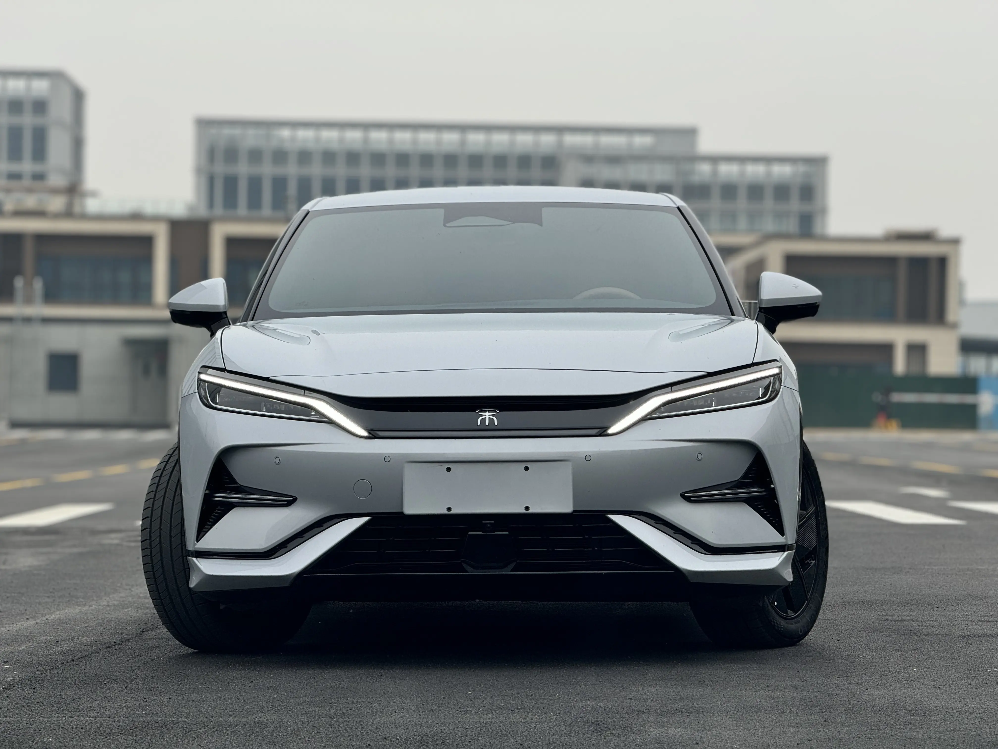 BYD Song L EV  из Китая