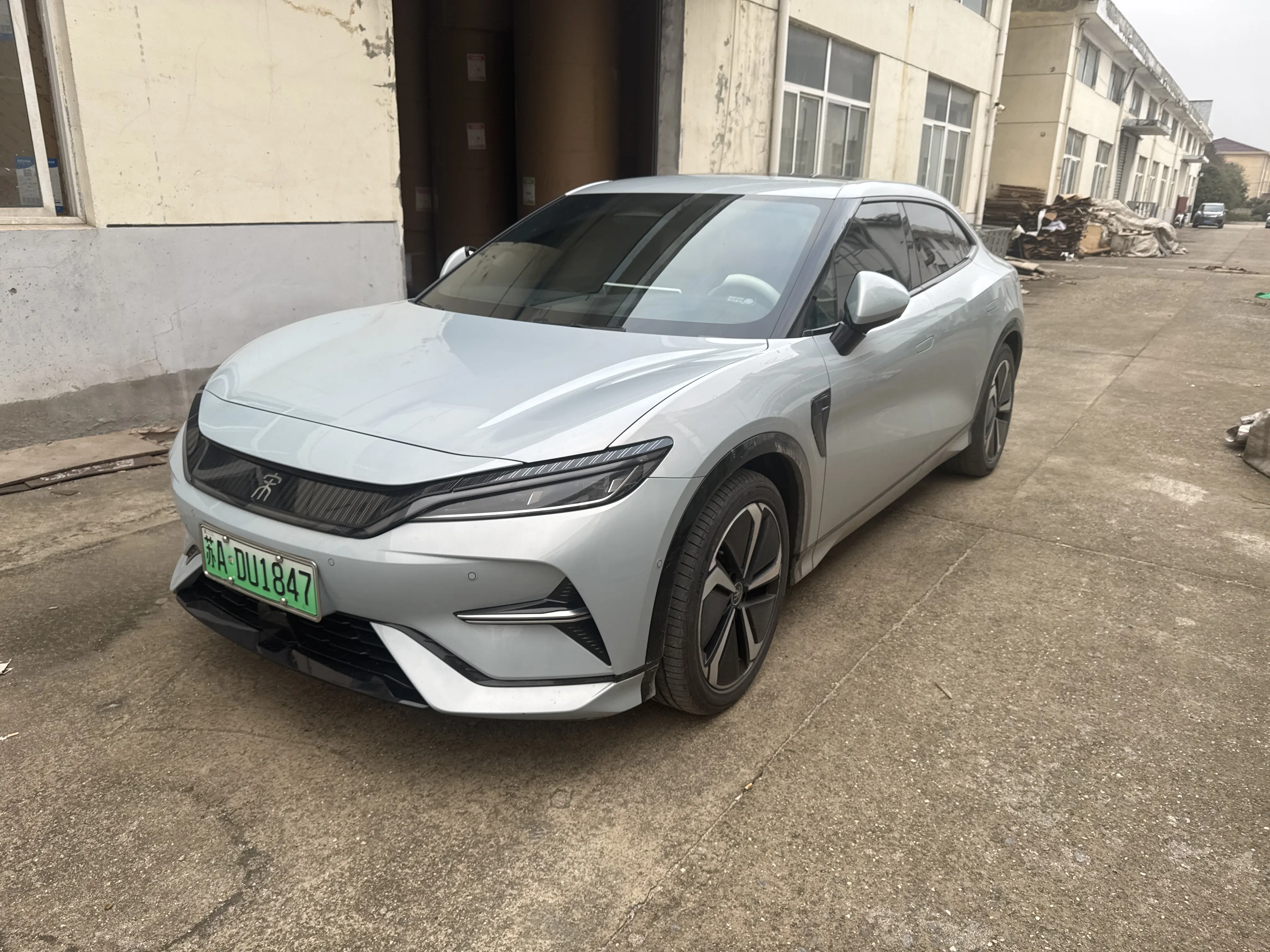 BYD Song L EV  из Китая