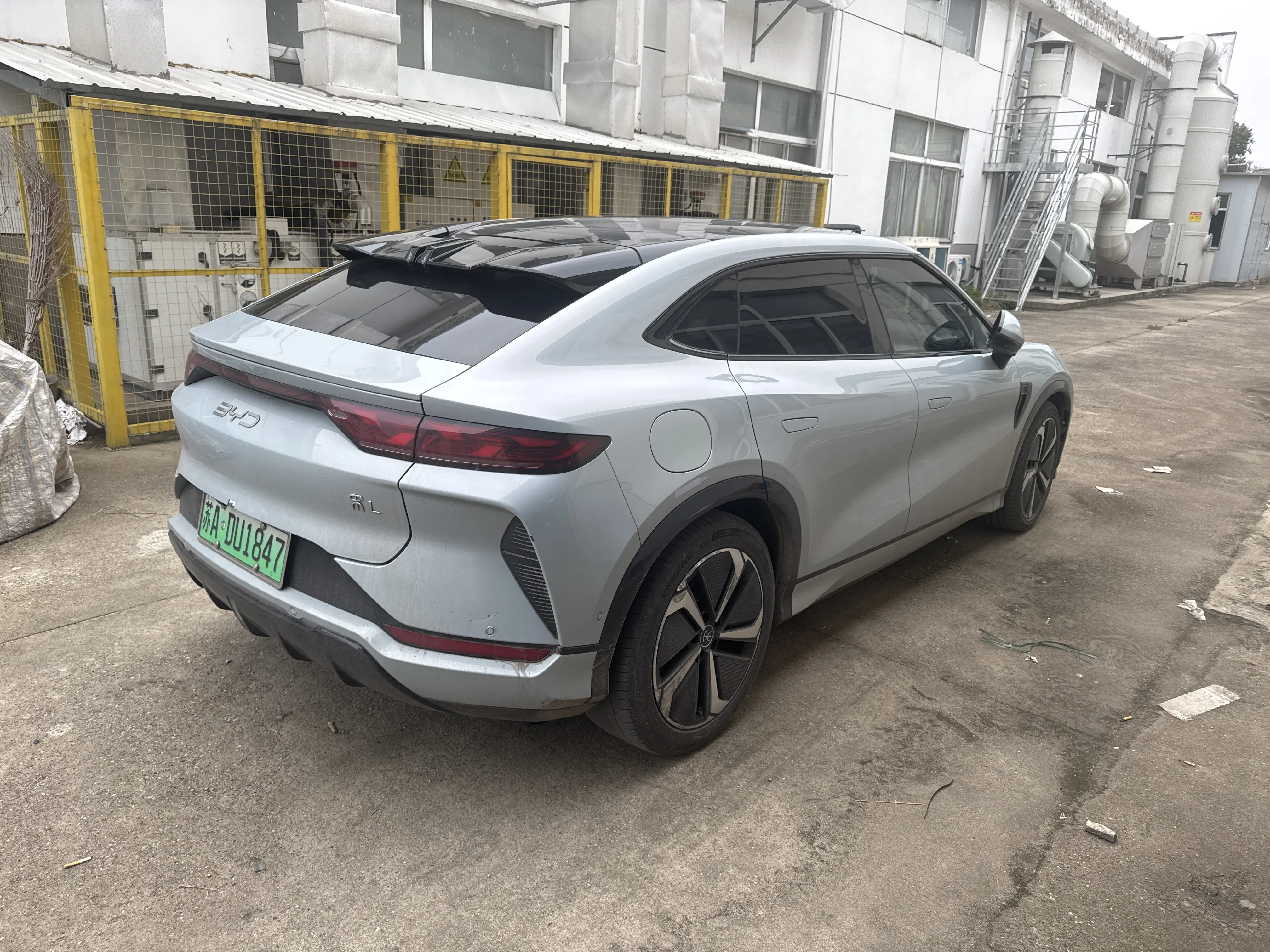 BYD Song L EV  из Китая