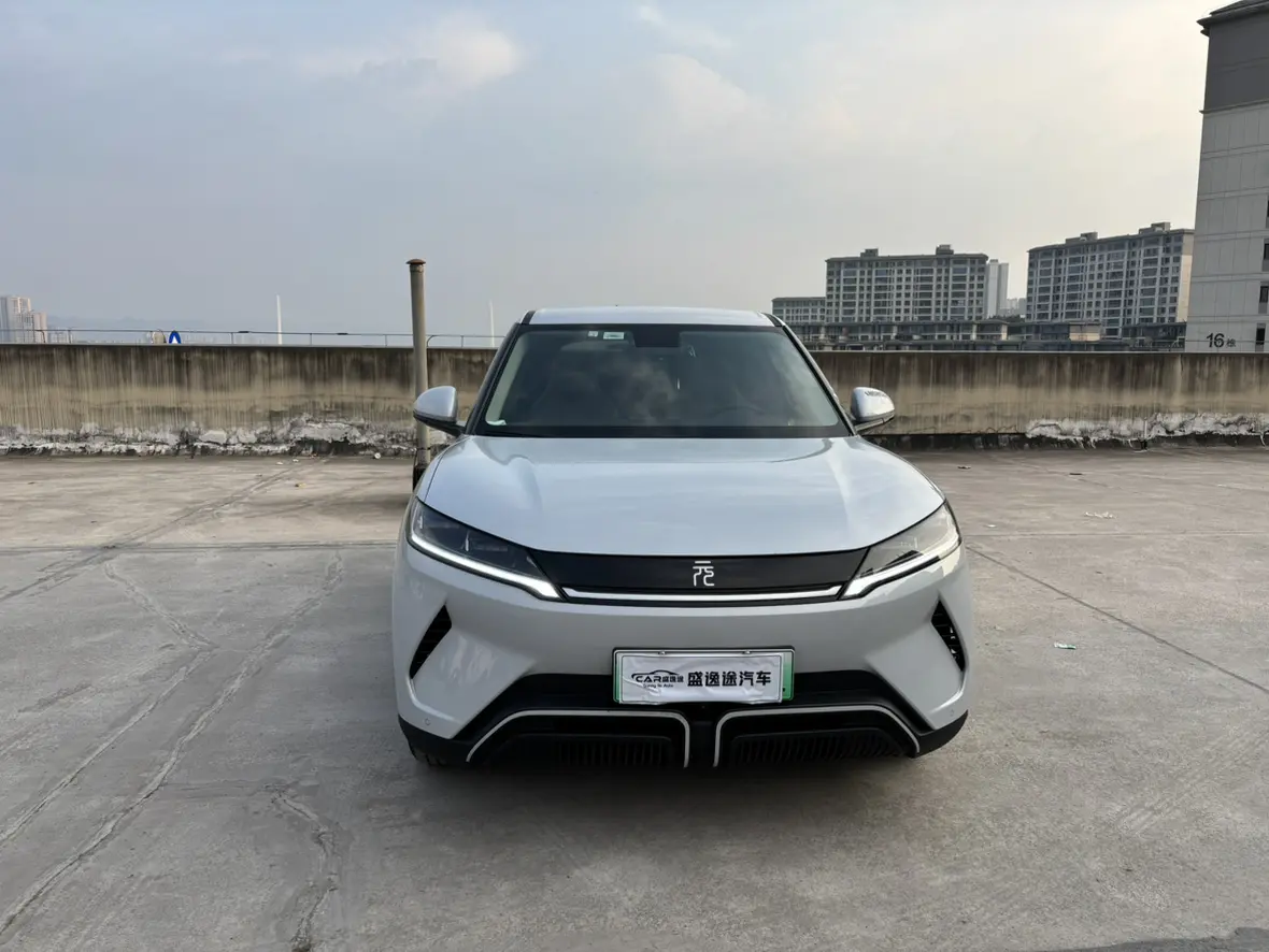 BYD Yuan UP  из Китая