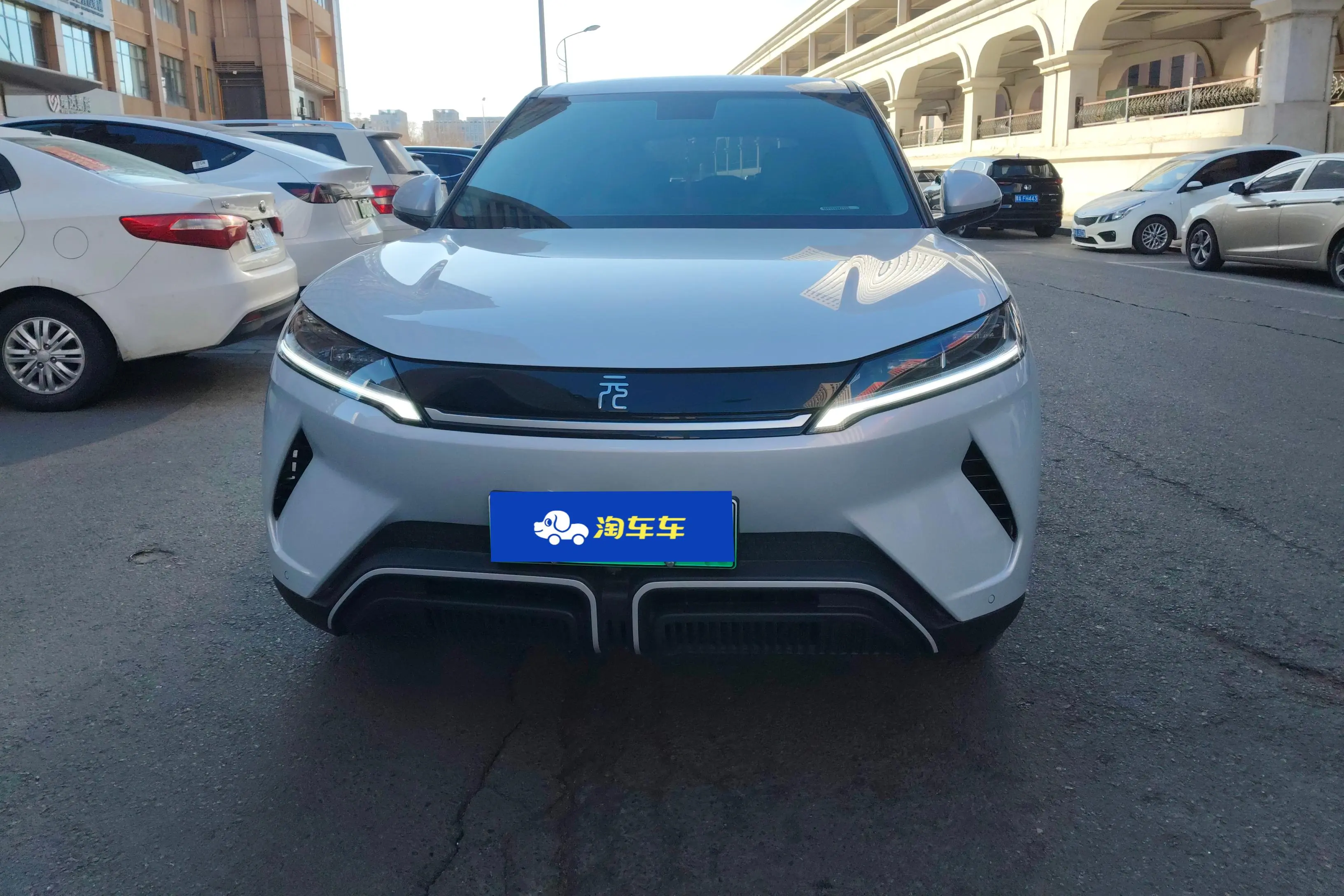 BYD Yuan UP  из Китая