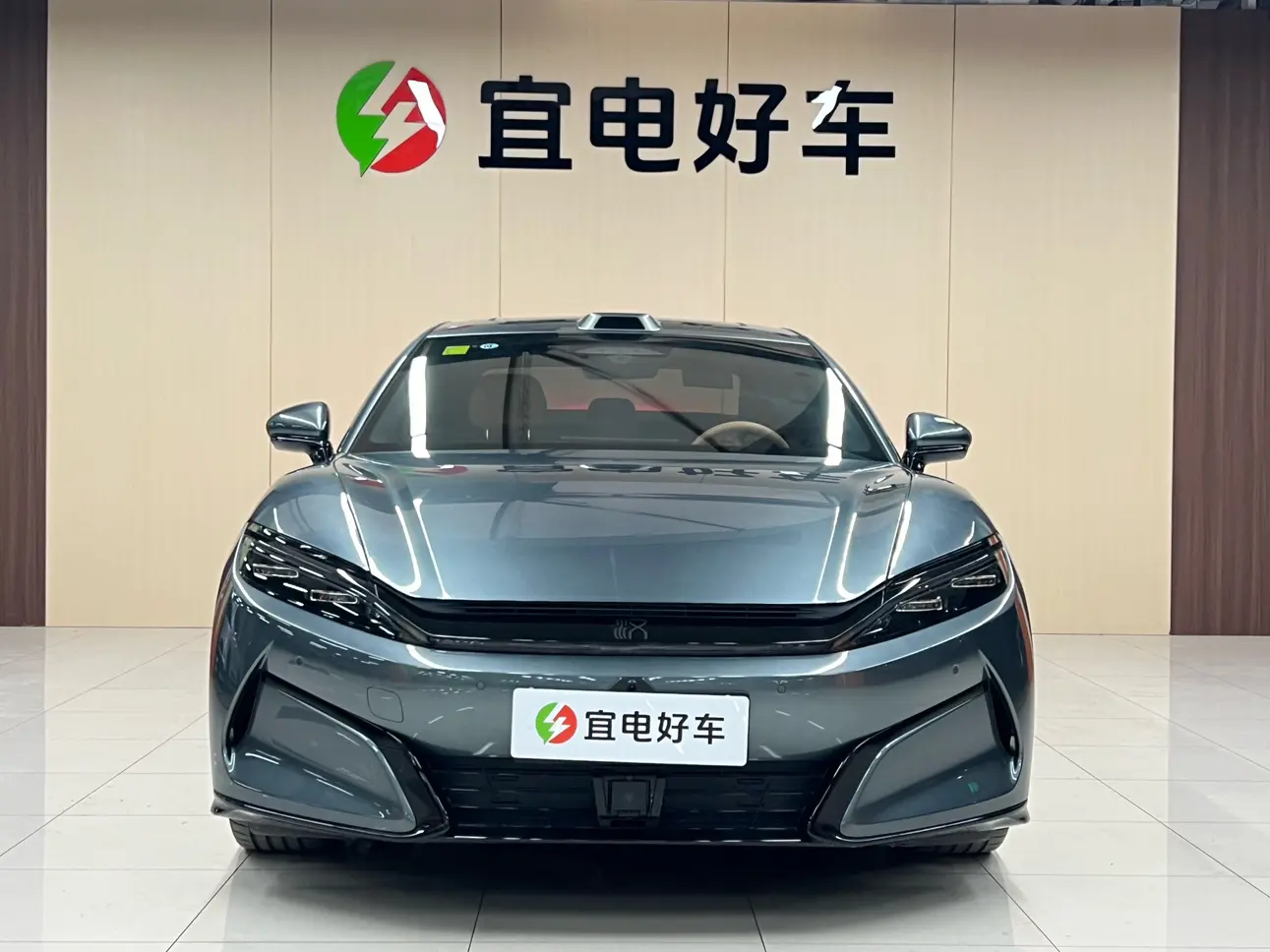 BYD Han L DM  из Китая