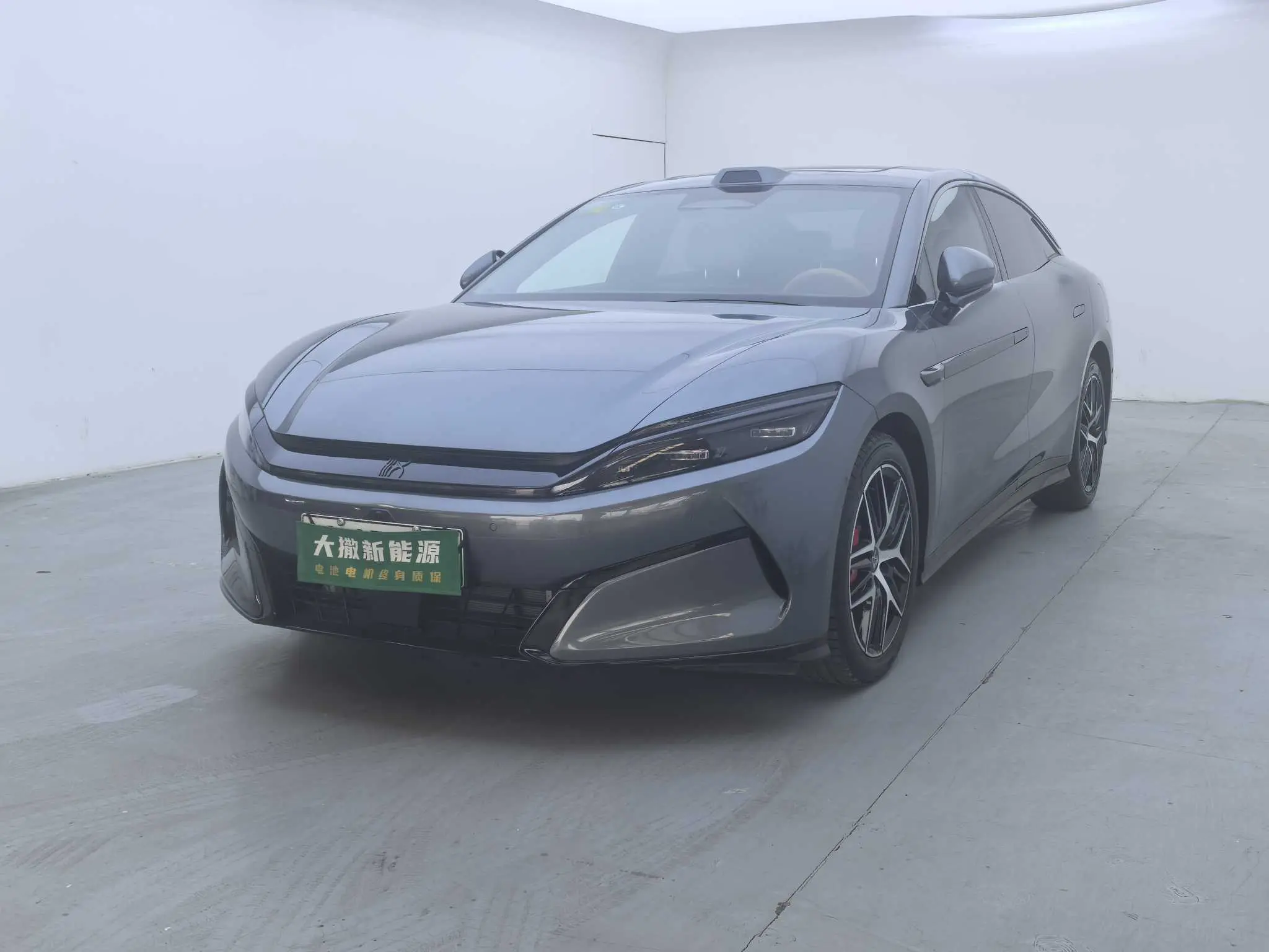 BYD Han L DM  из Китая