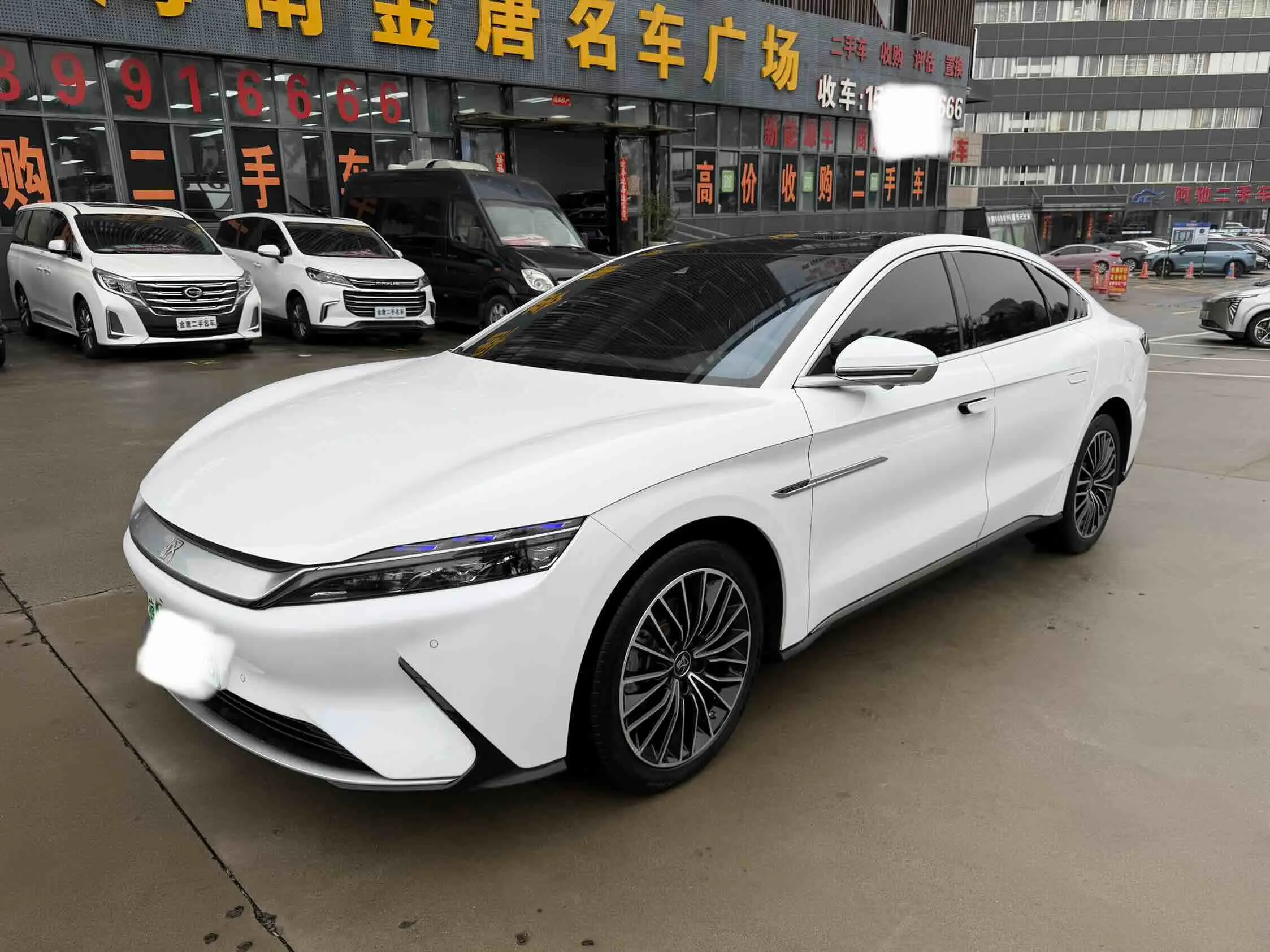 BYD Han EV