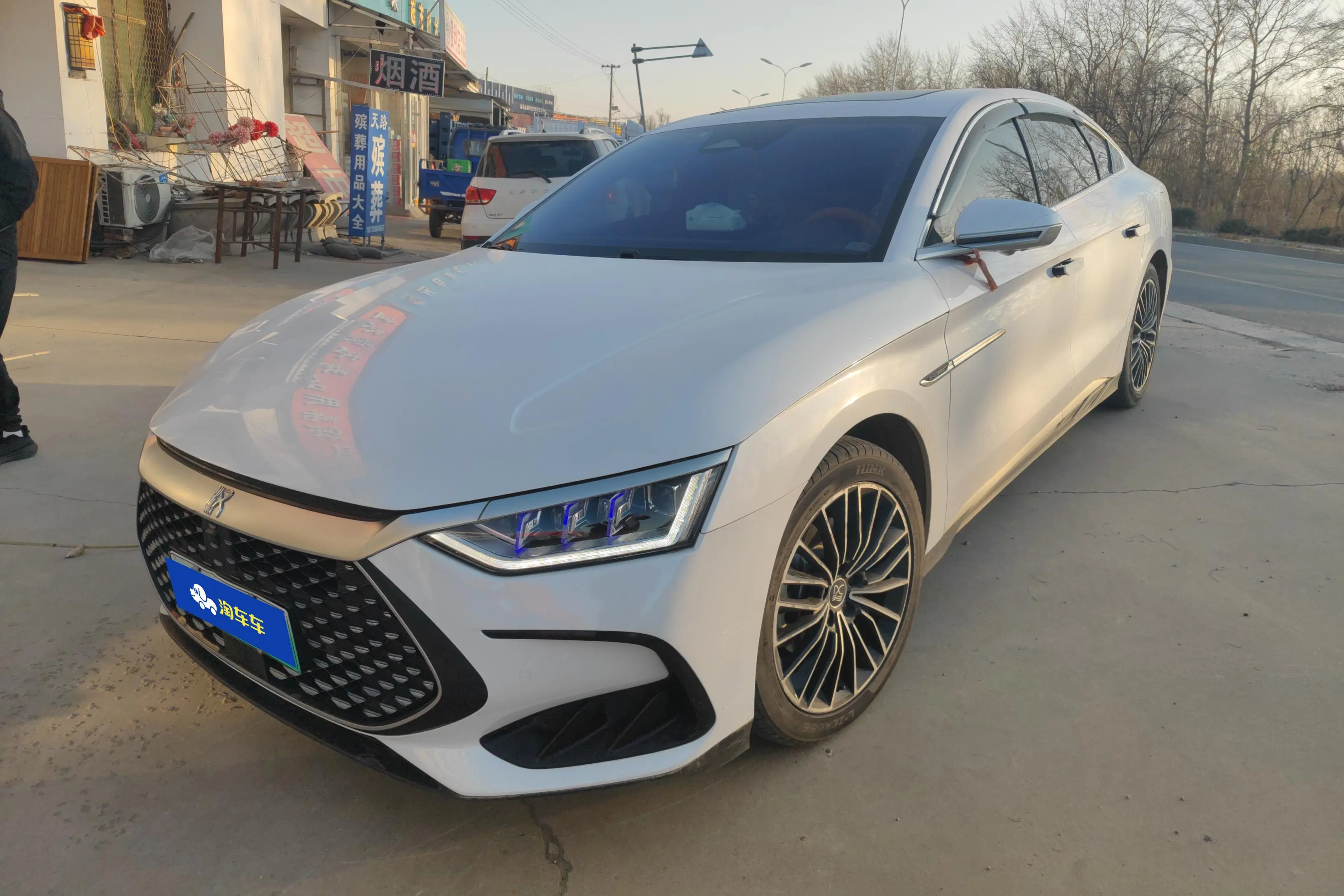 BYD HAN DM  из Китая