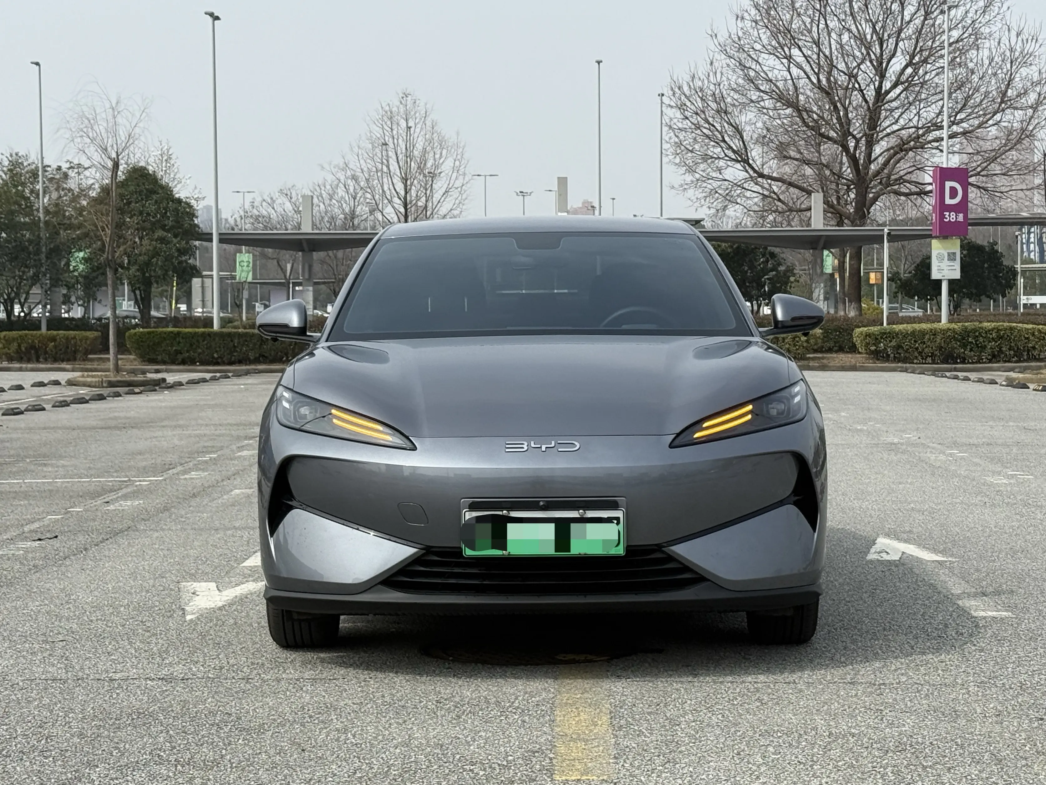 BYD e7  из Китая