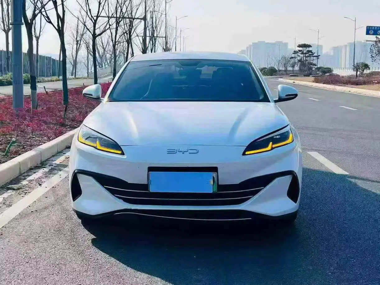 BYD Seal 06DM  из Китая