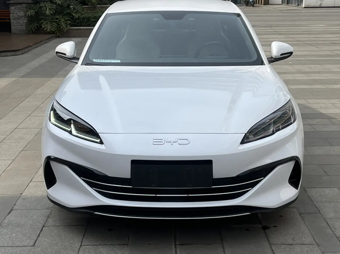 BYD Seal 06DM  из Китая