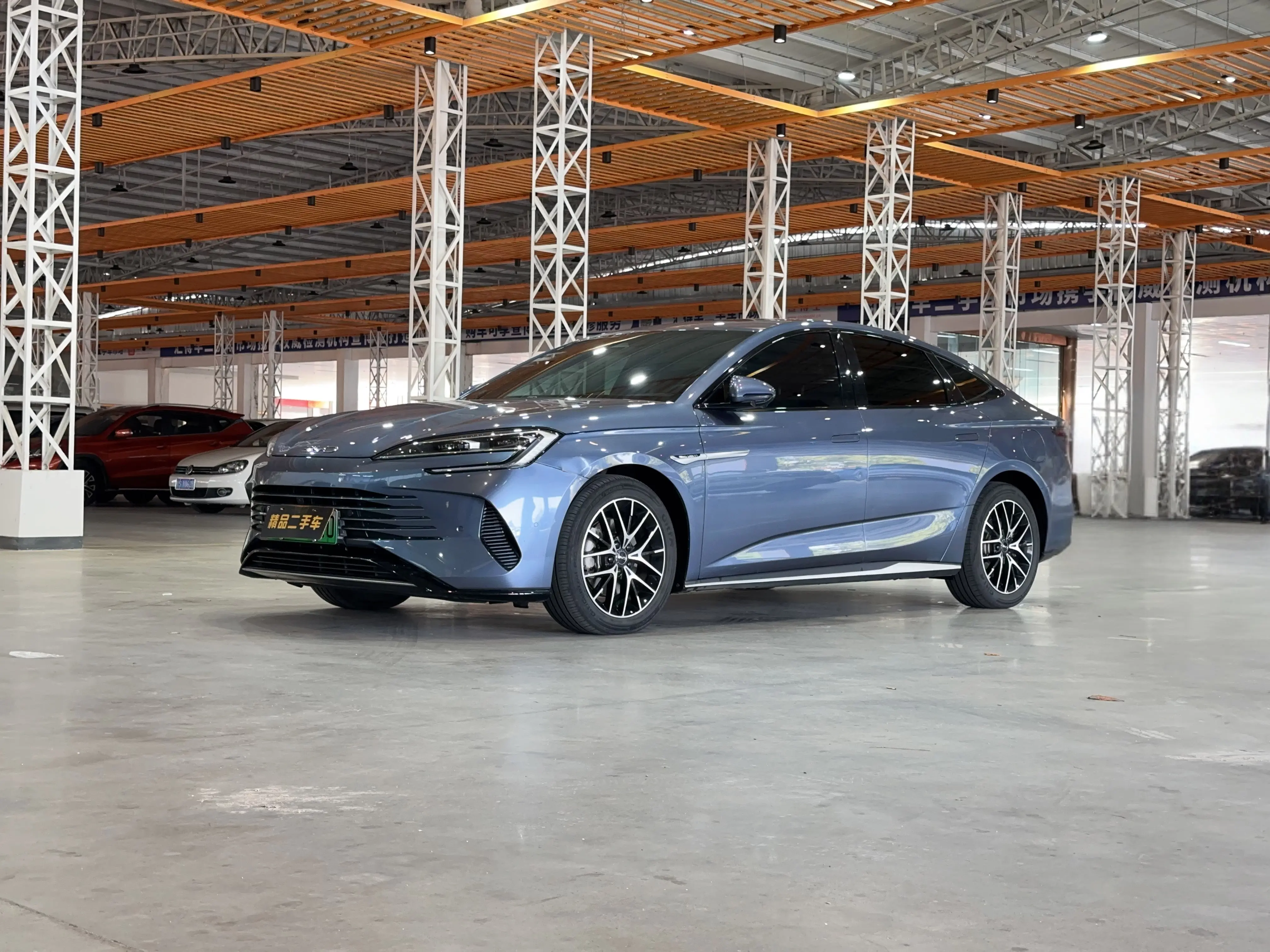 BYD Seal DM  из Китая