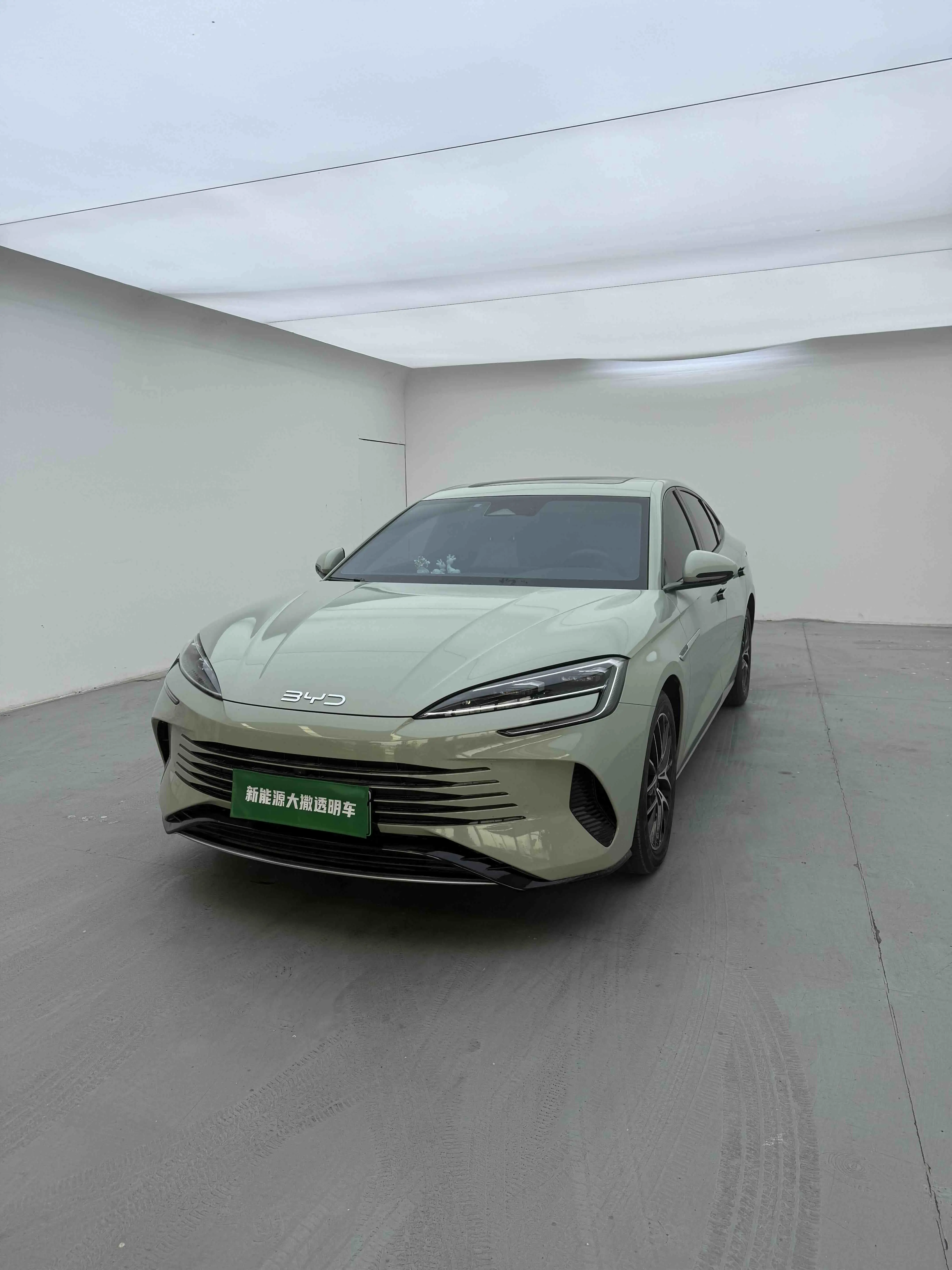 BYD Seal DM  из Китая