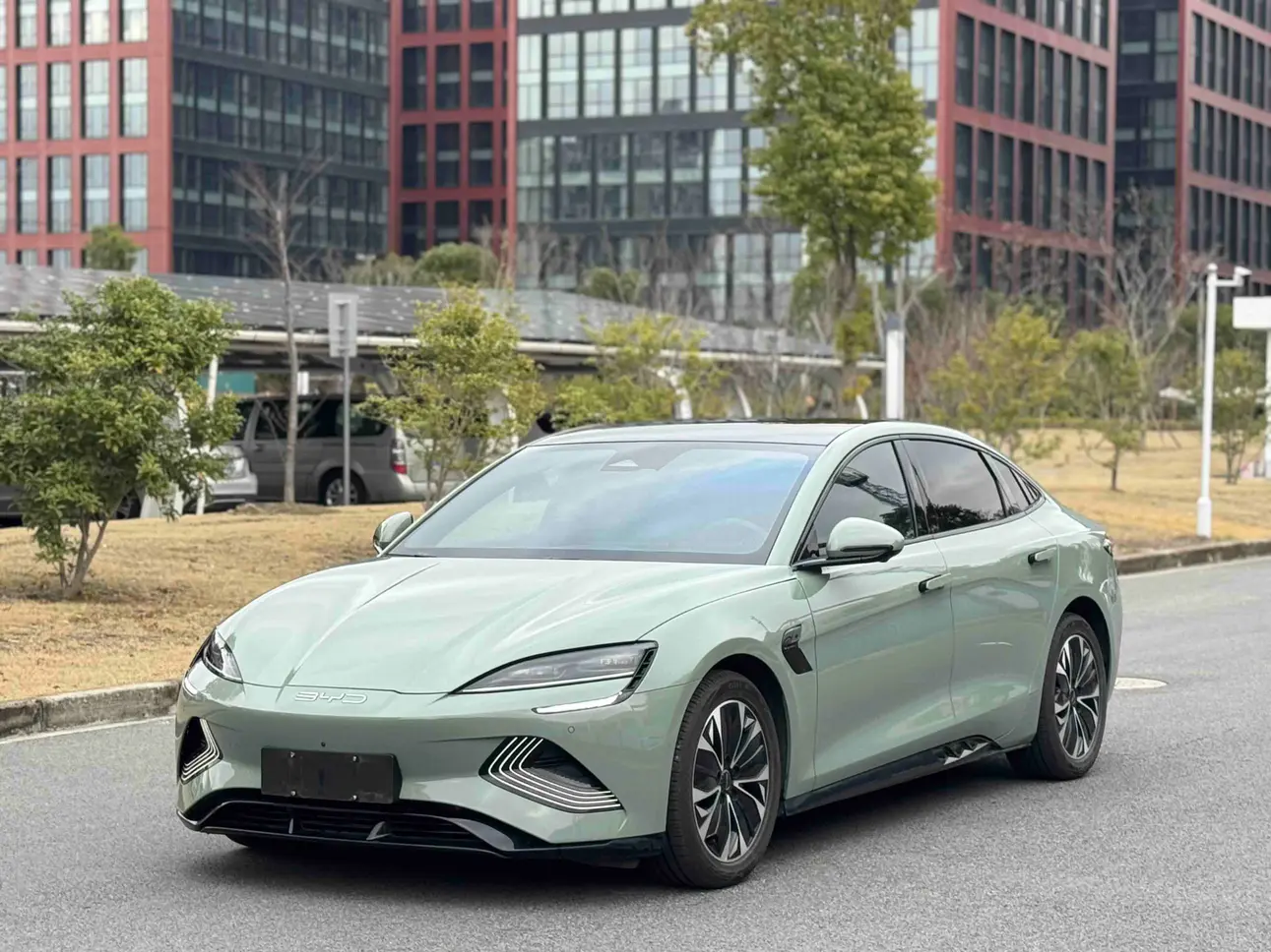 BYD Seal  из Китая