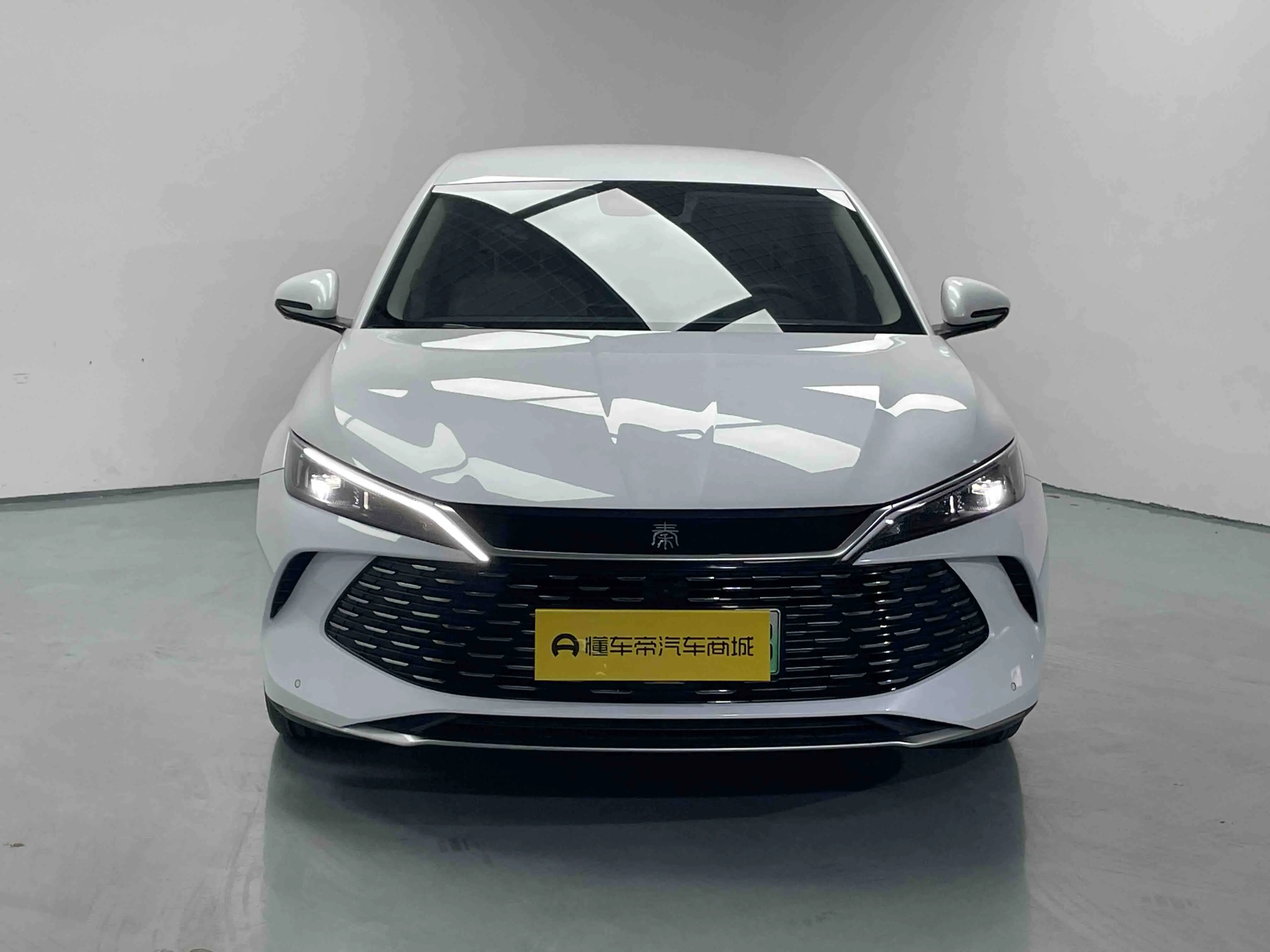 BYD Qin L DM  из Китая