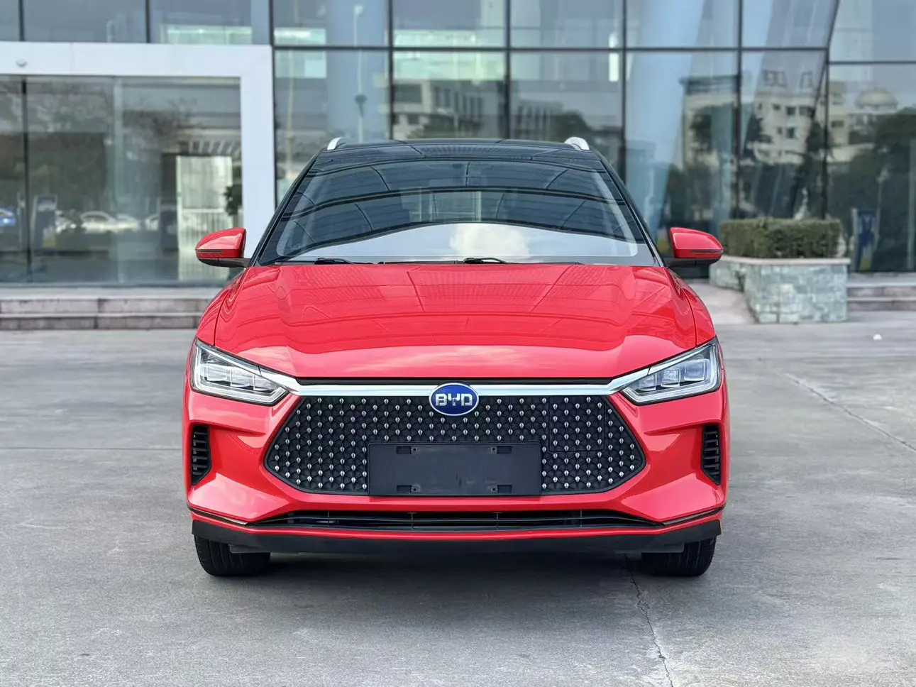 BYD e2  из Китая