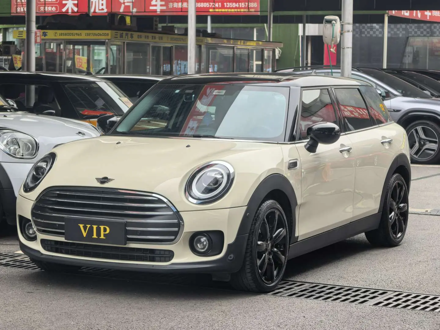 MINI CLUBMAN