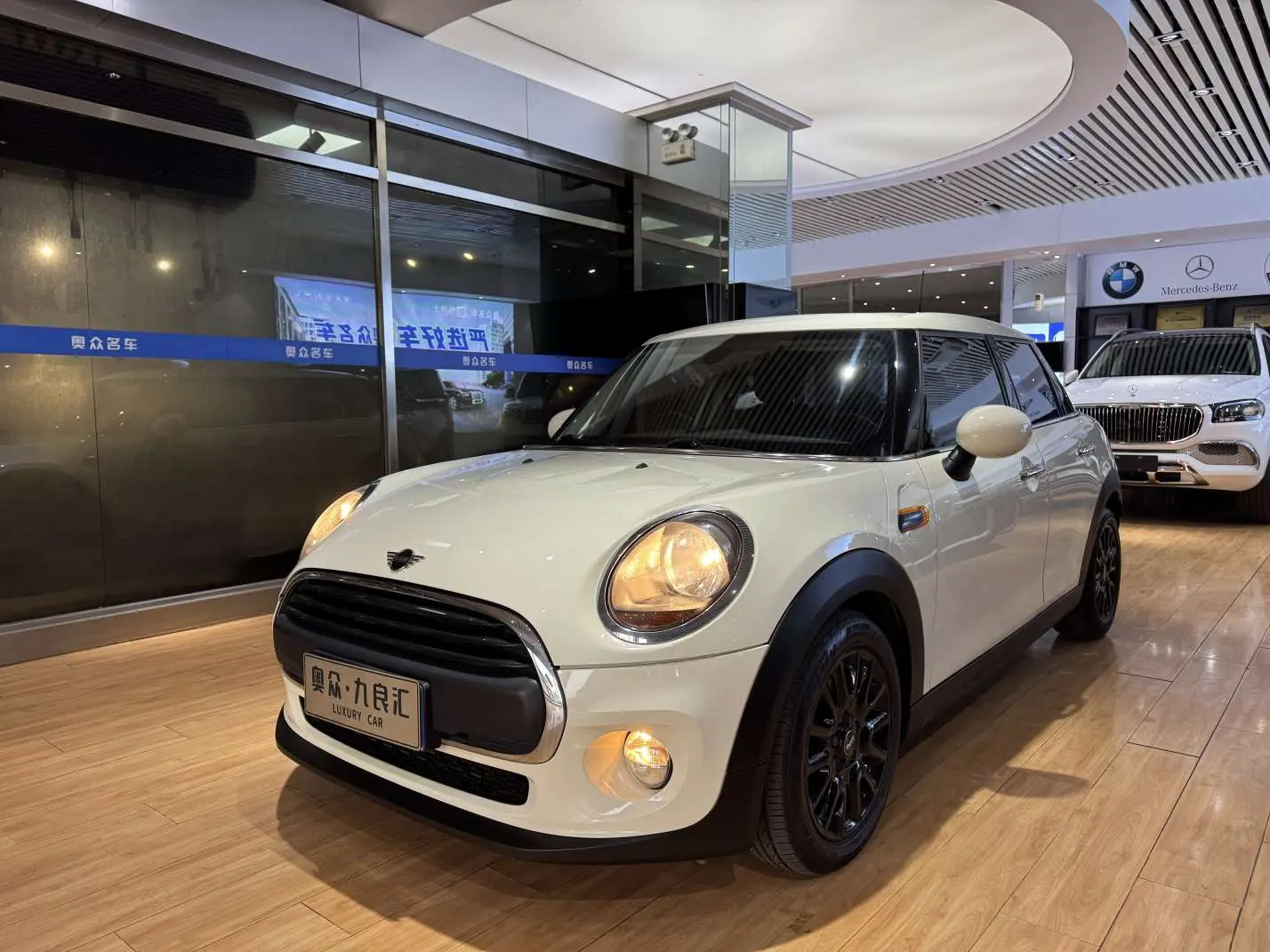 MINI MINI