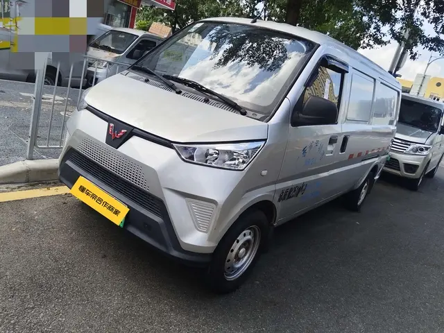 Wuling EV50  из Китая