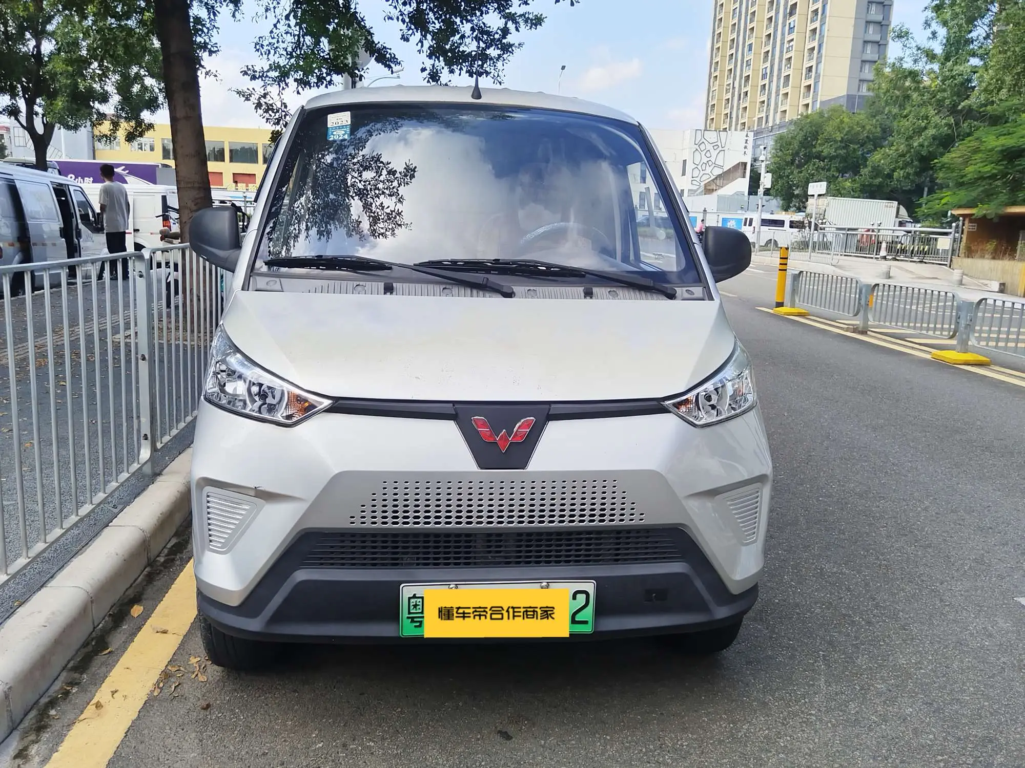 Wuling EV50  из Китая