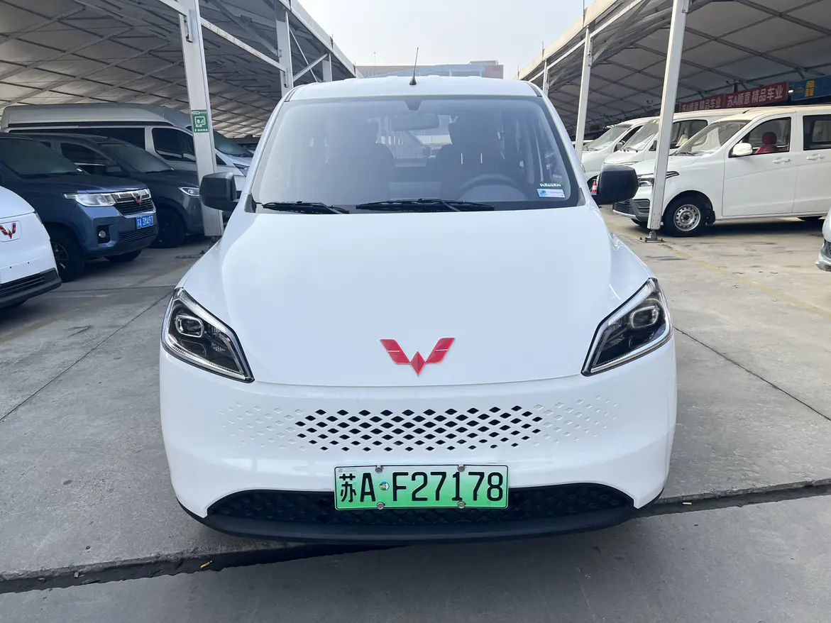 Wuling Hongguang Extended Range  из Китая