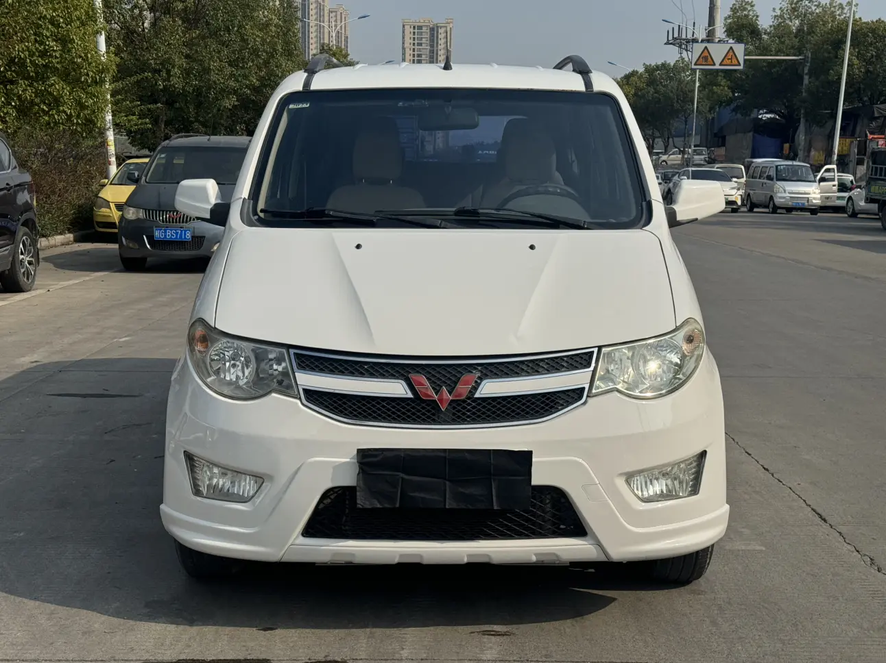 Wuling Hongguang  из Китая