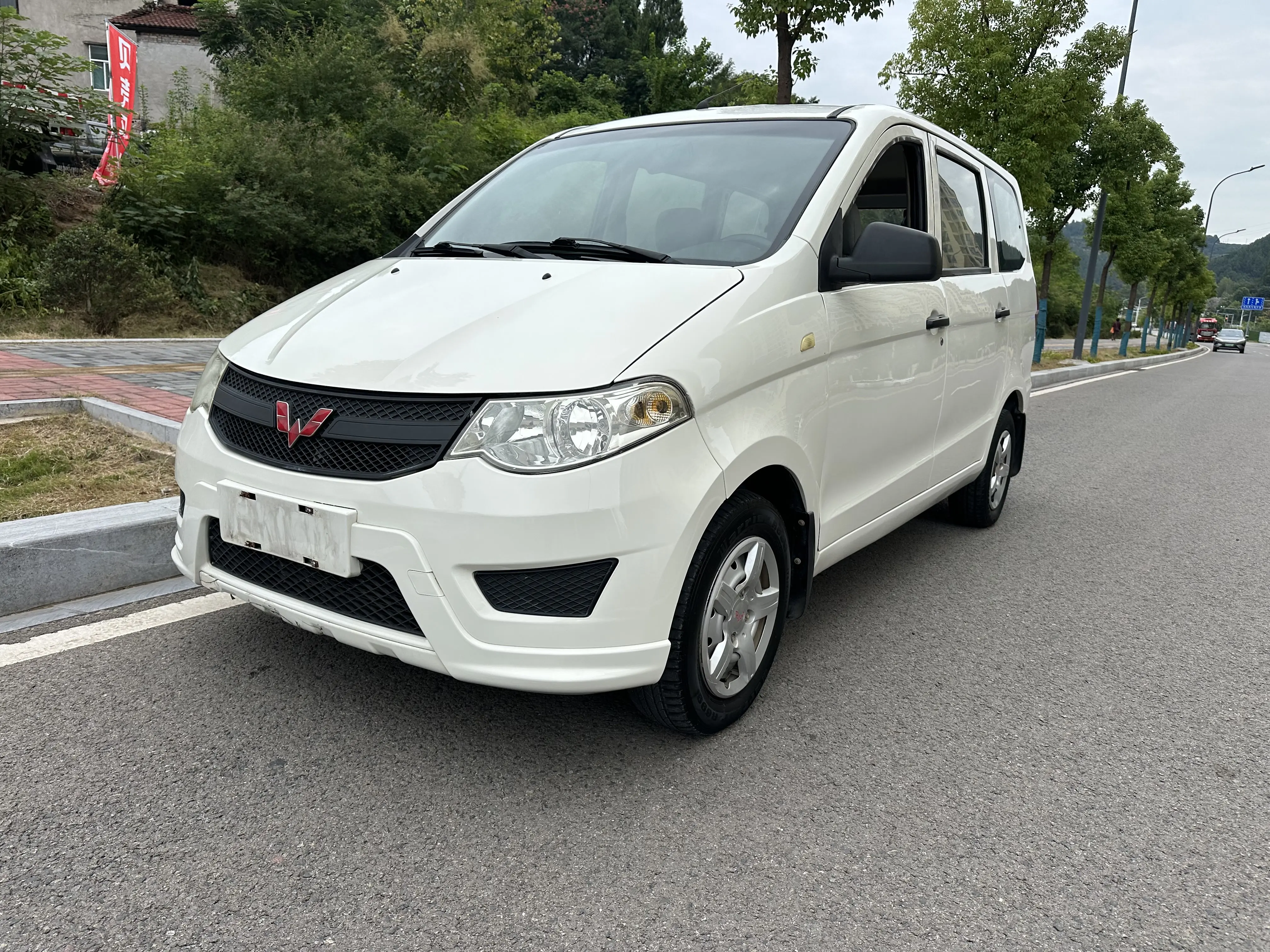 Wuling Hongguang  из Китая