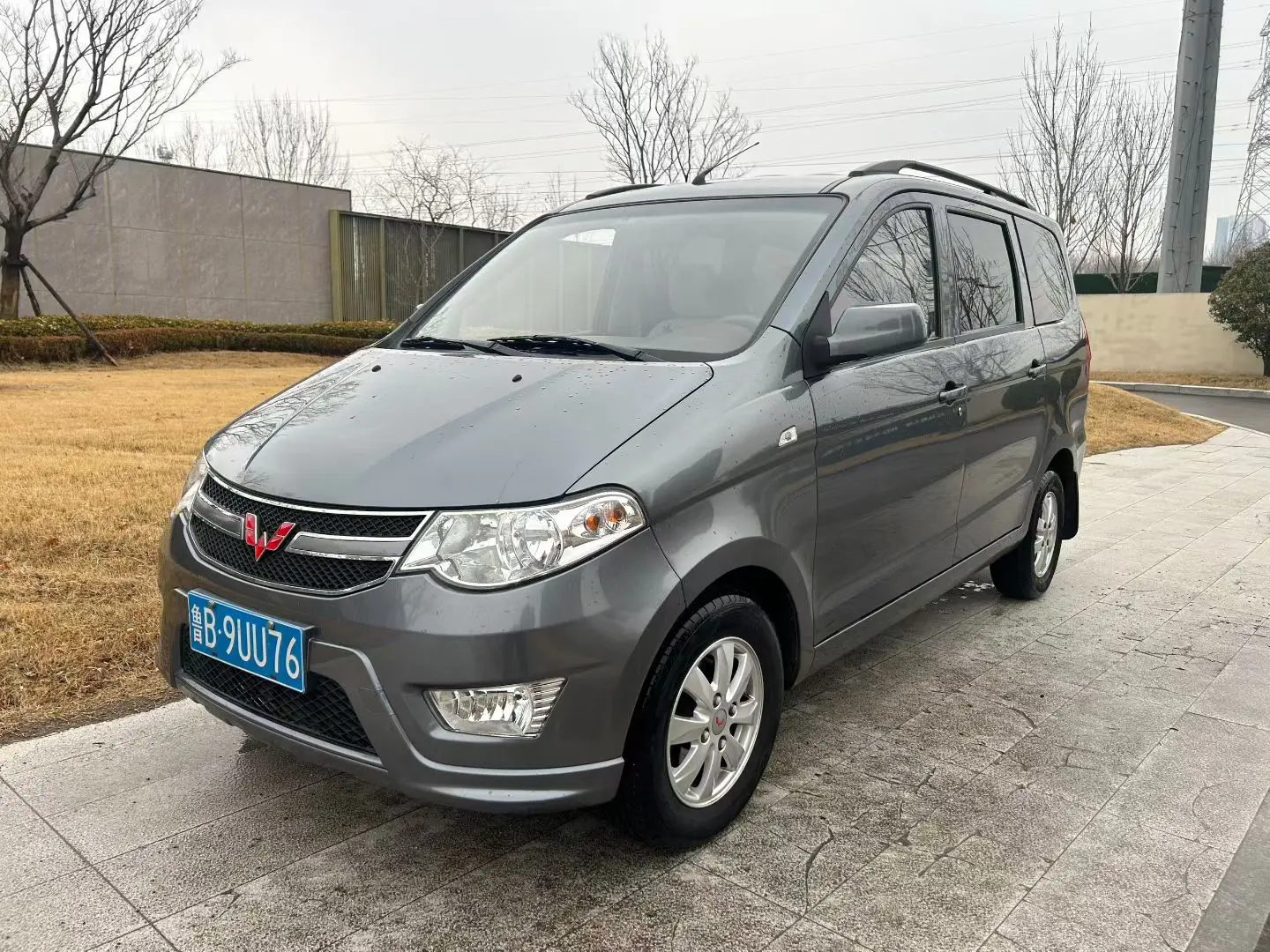 Wuling Hongguang  из Китая