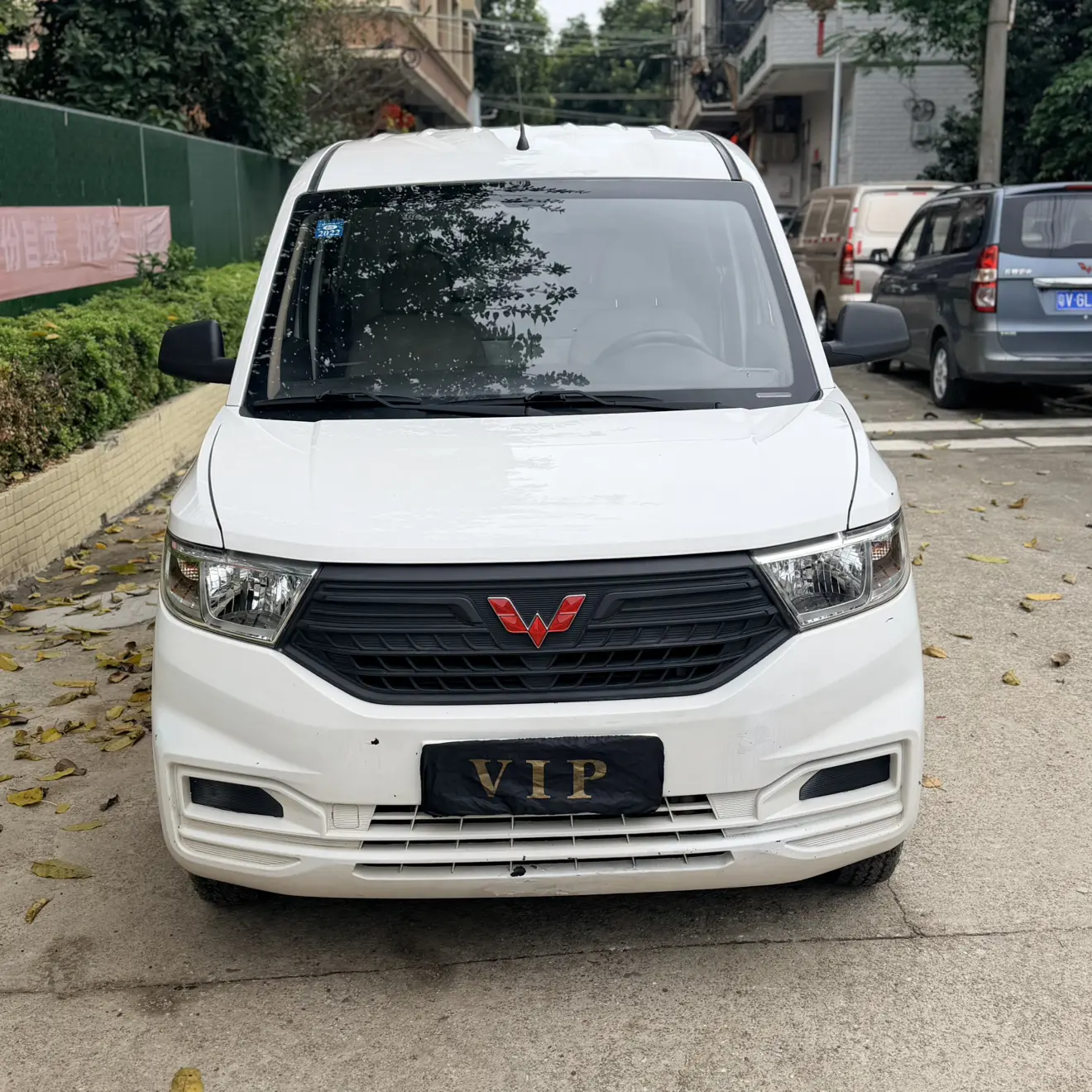 Wuling Hongguang V  из Китая