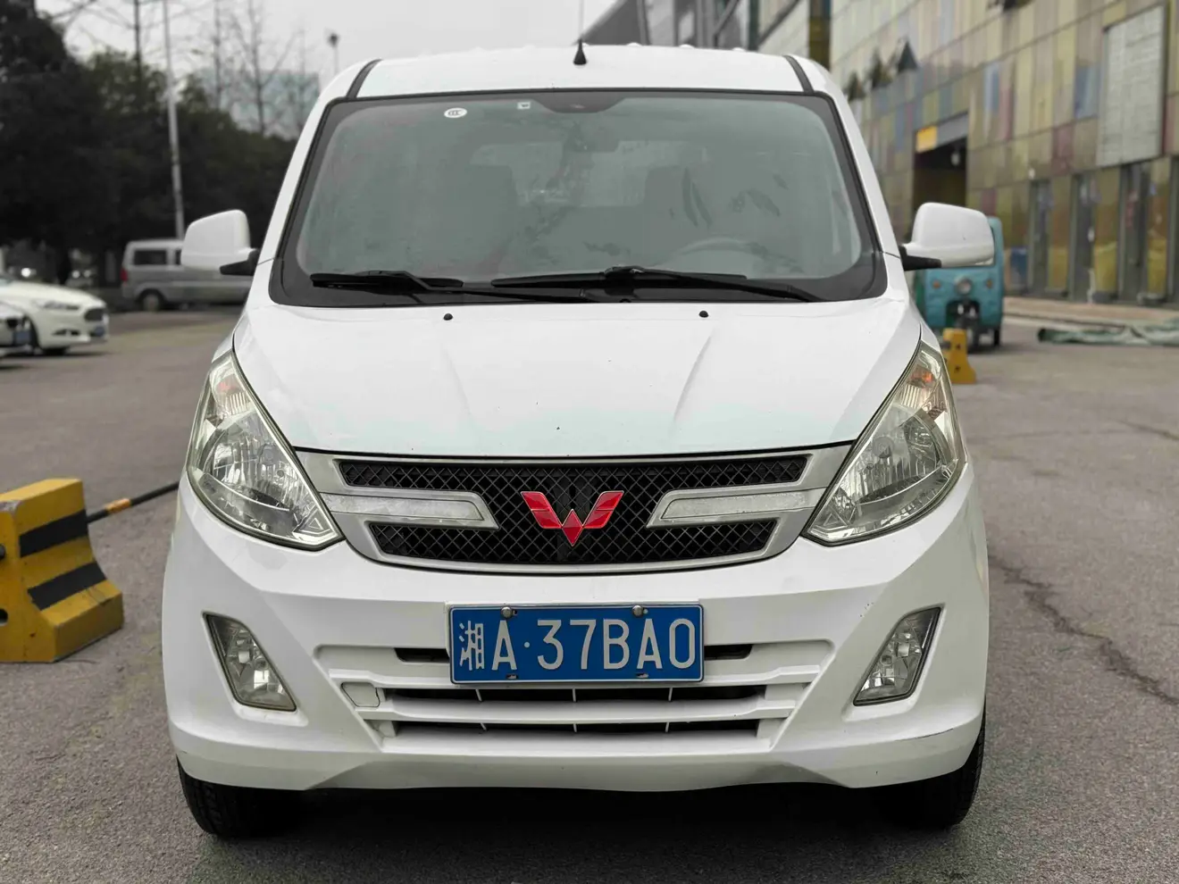 Wuling Rongguang V  из Китая