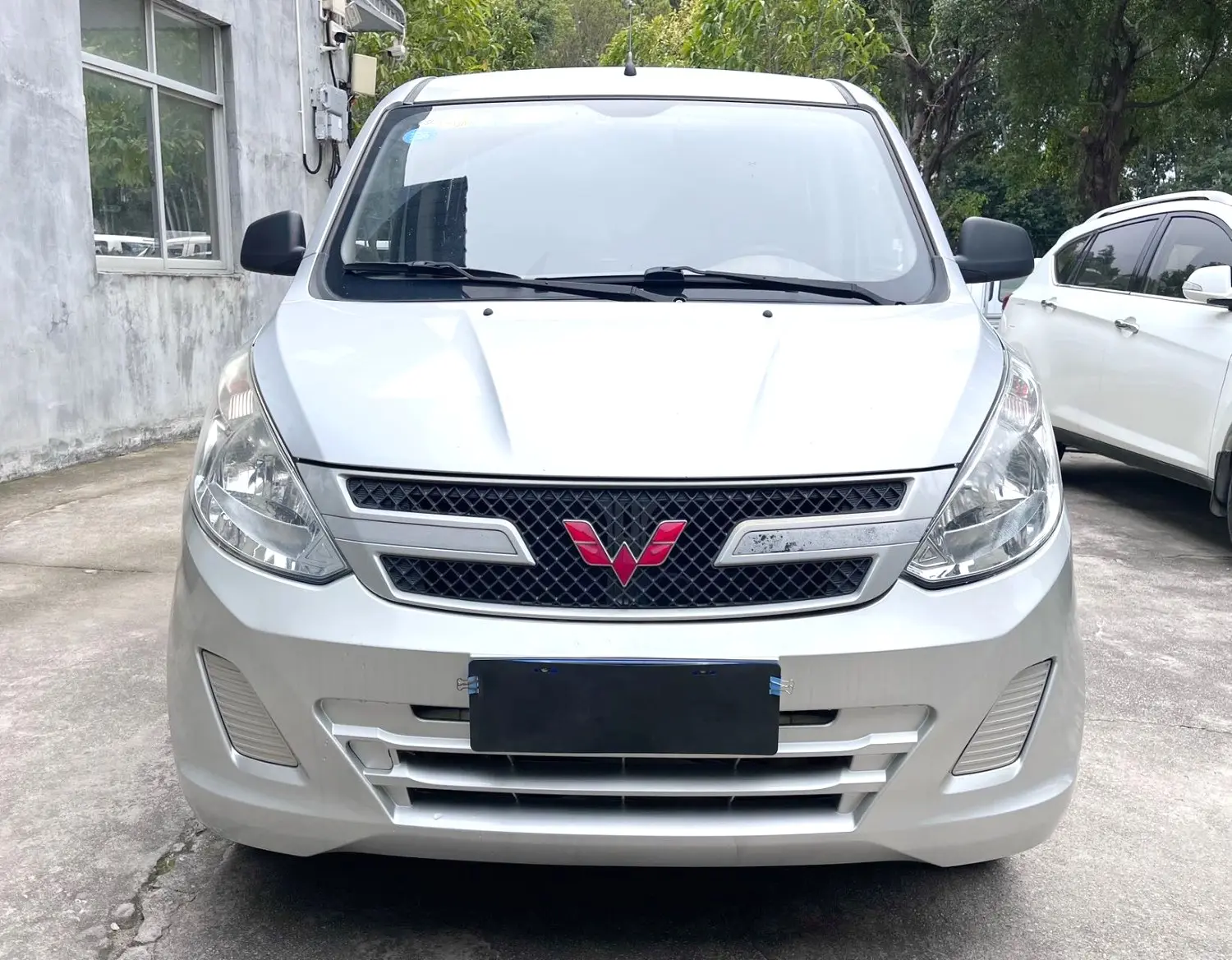 Wuling Rongguang V  из Китая