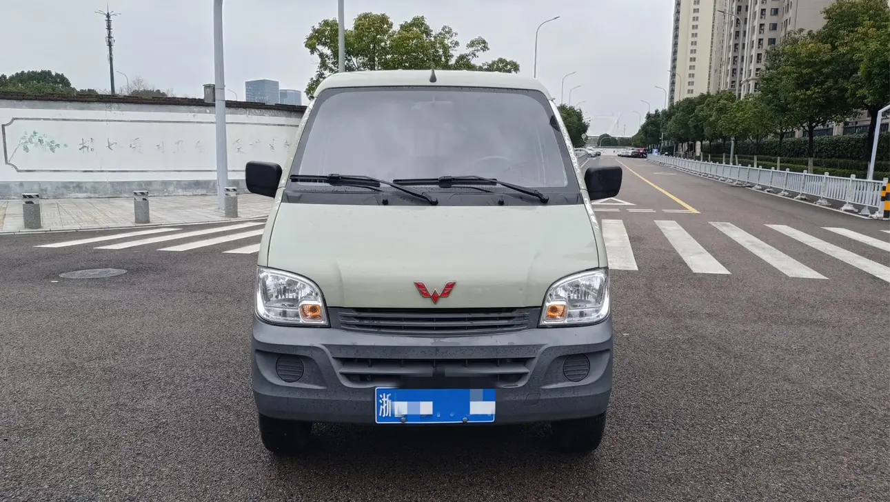Wuling light  из Китая