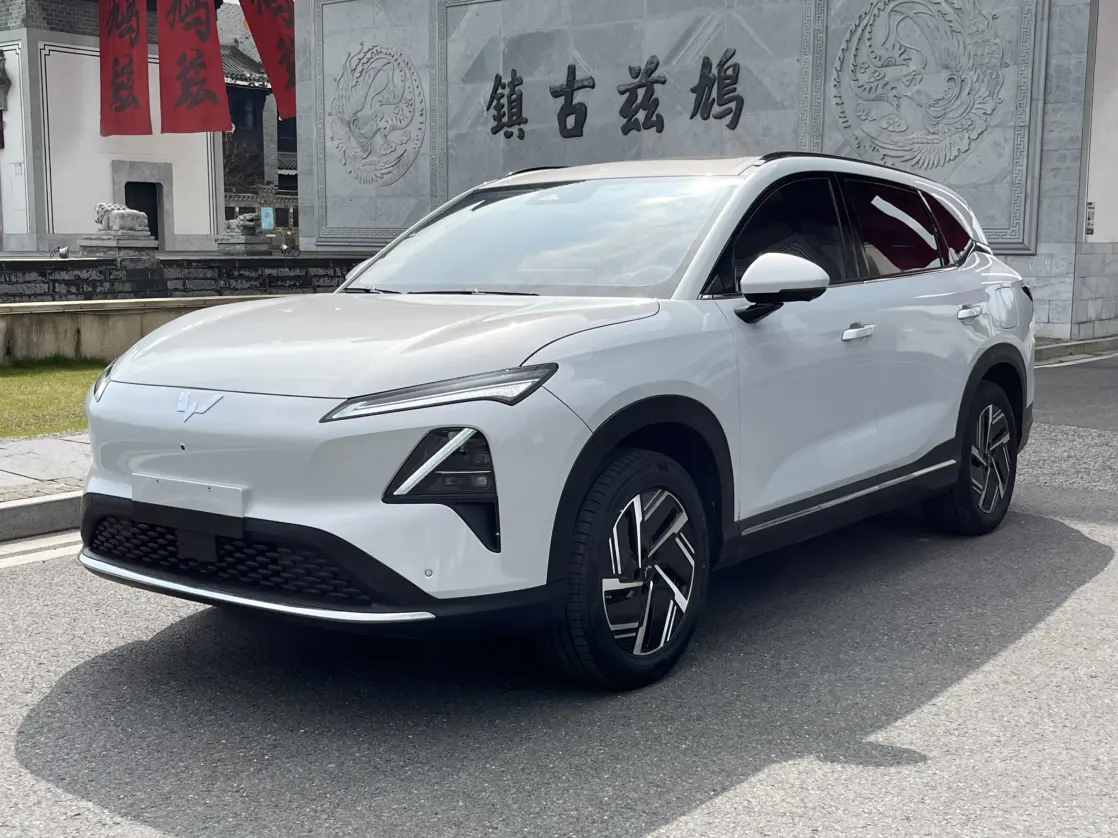 Wuling Starlight S EV  из Китая