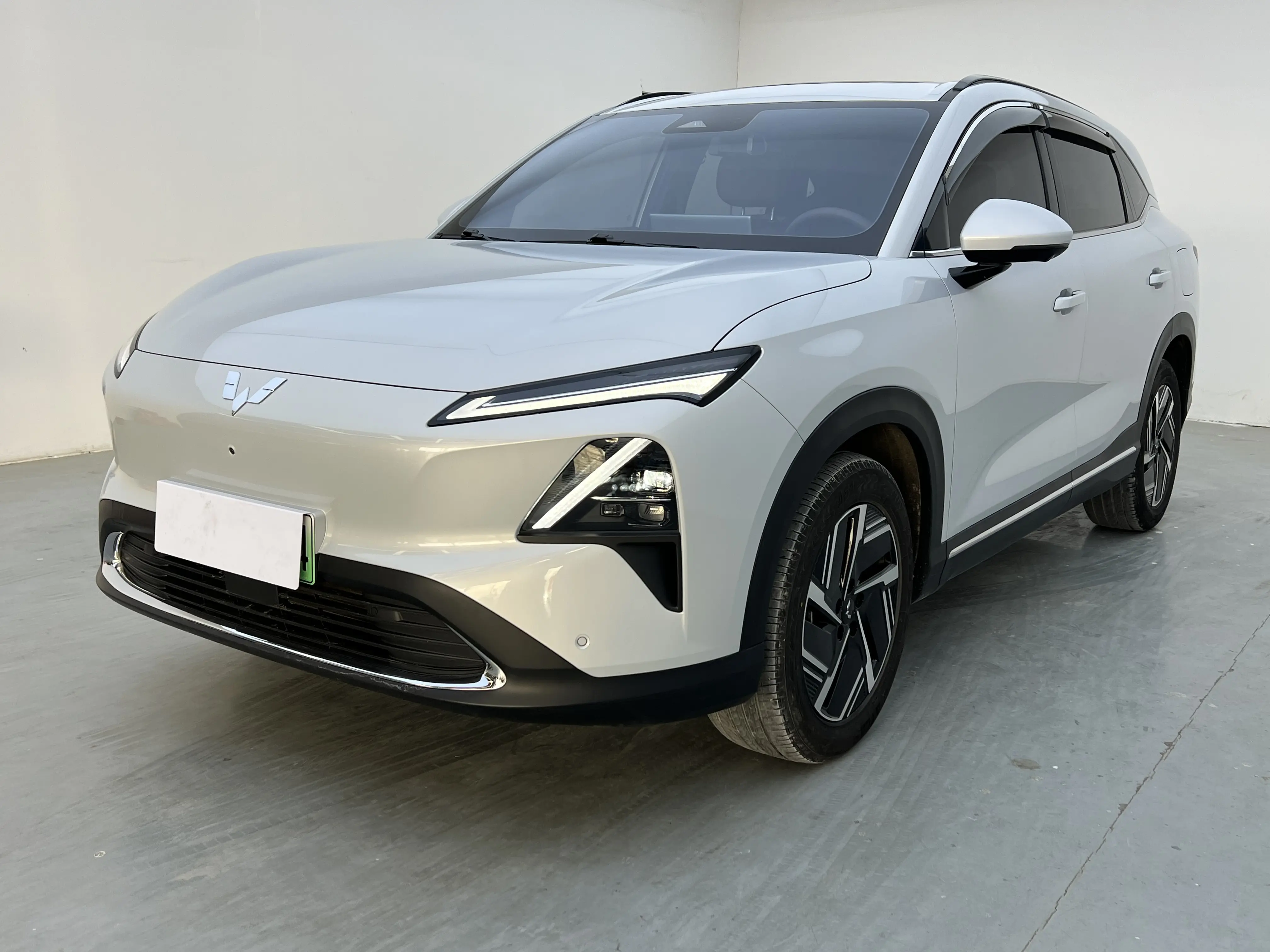 Wuling Starlight S PHEV  из Китая