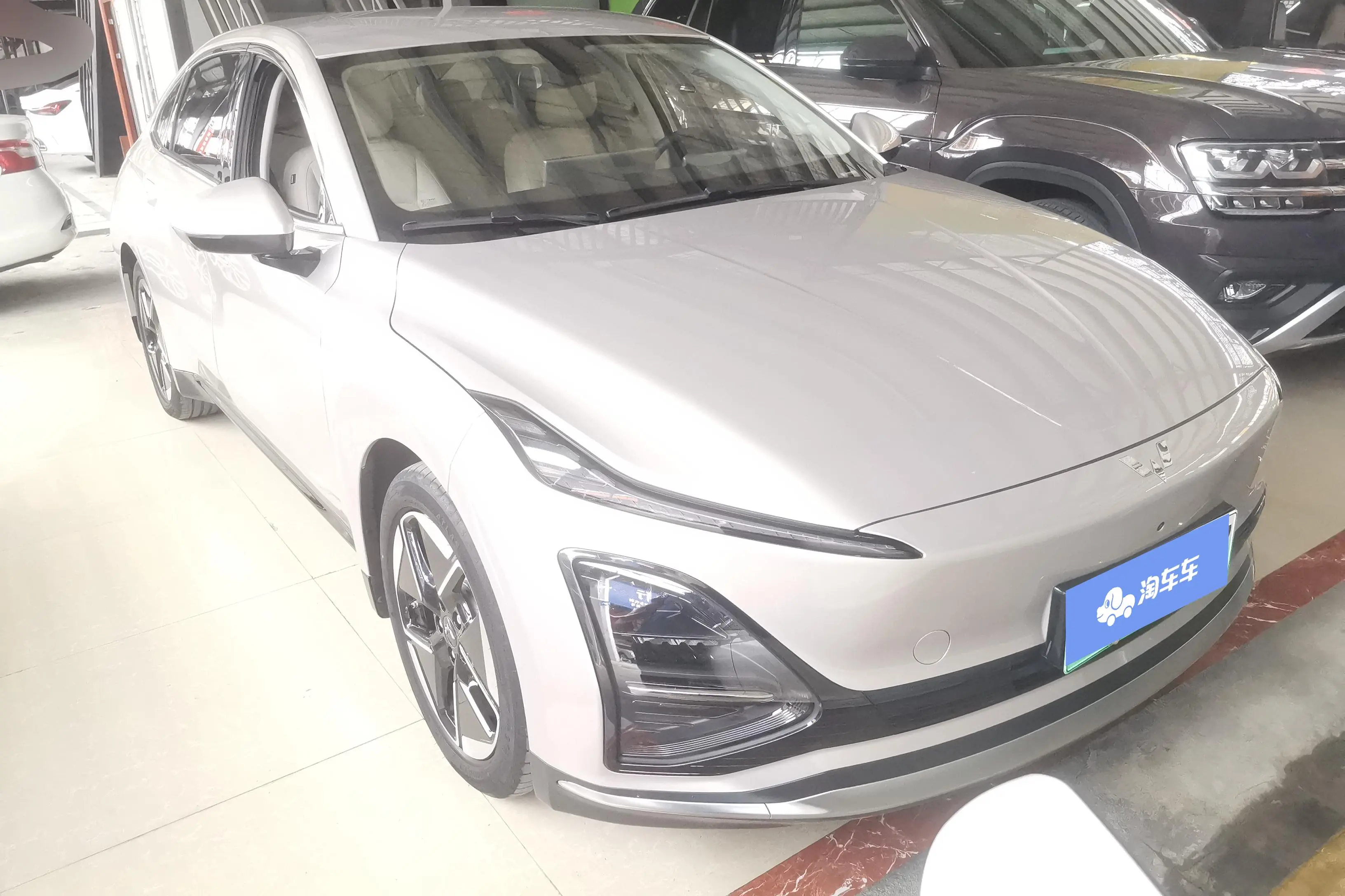 Wuling Starlight EV  из Китая