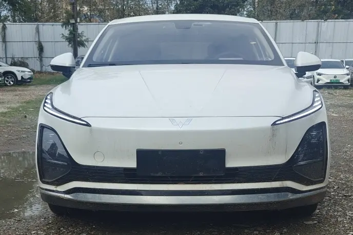 Wuling Starlight EV  из Китая