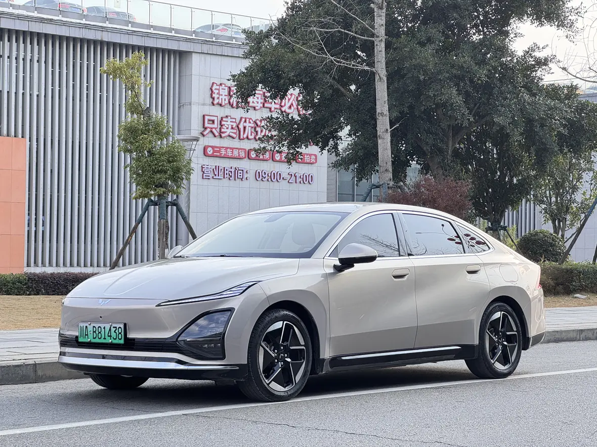 Wuling Starlight EV  из Китая