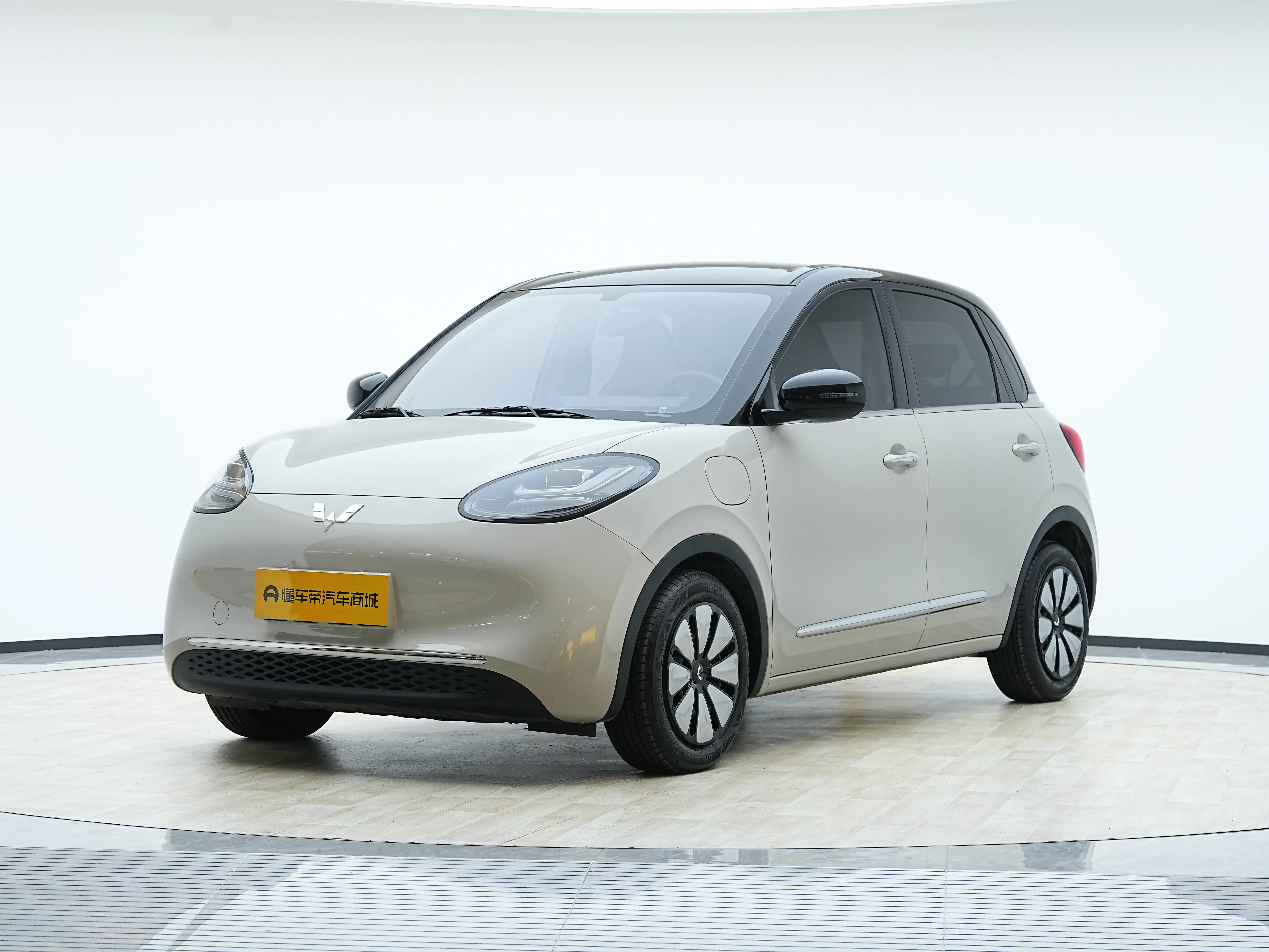 Wuling Bingo  из Китая