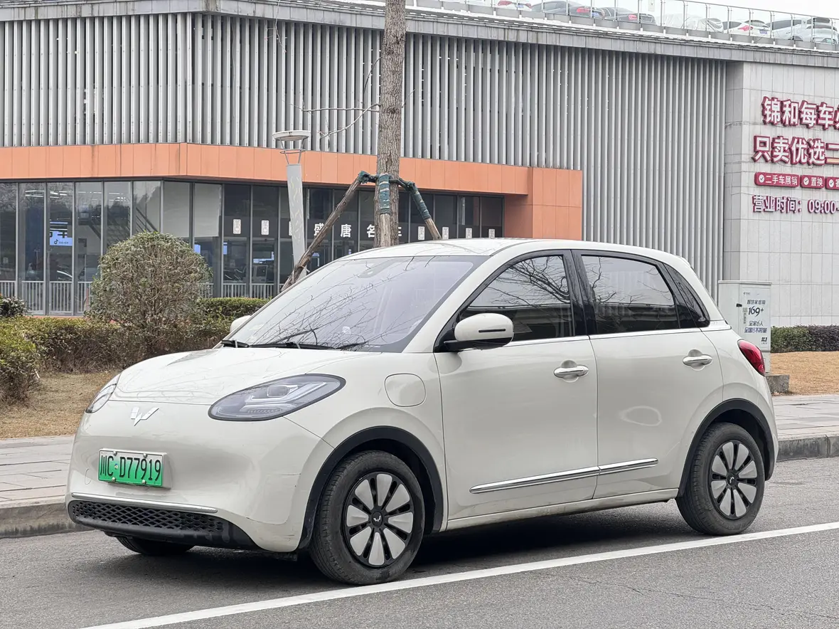 Wuling Bingo  из Китая